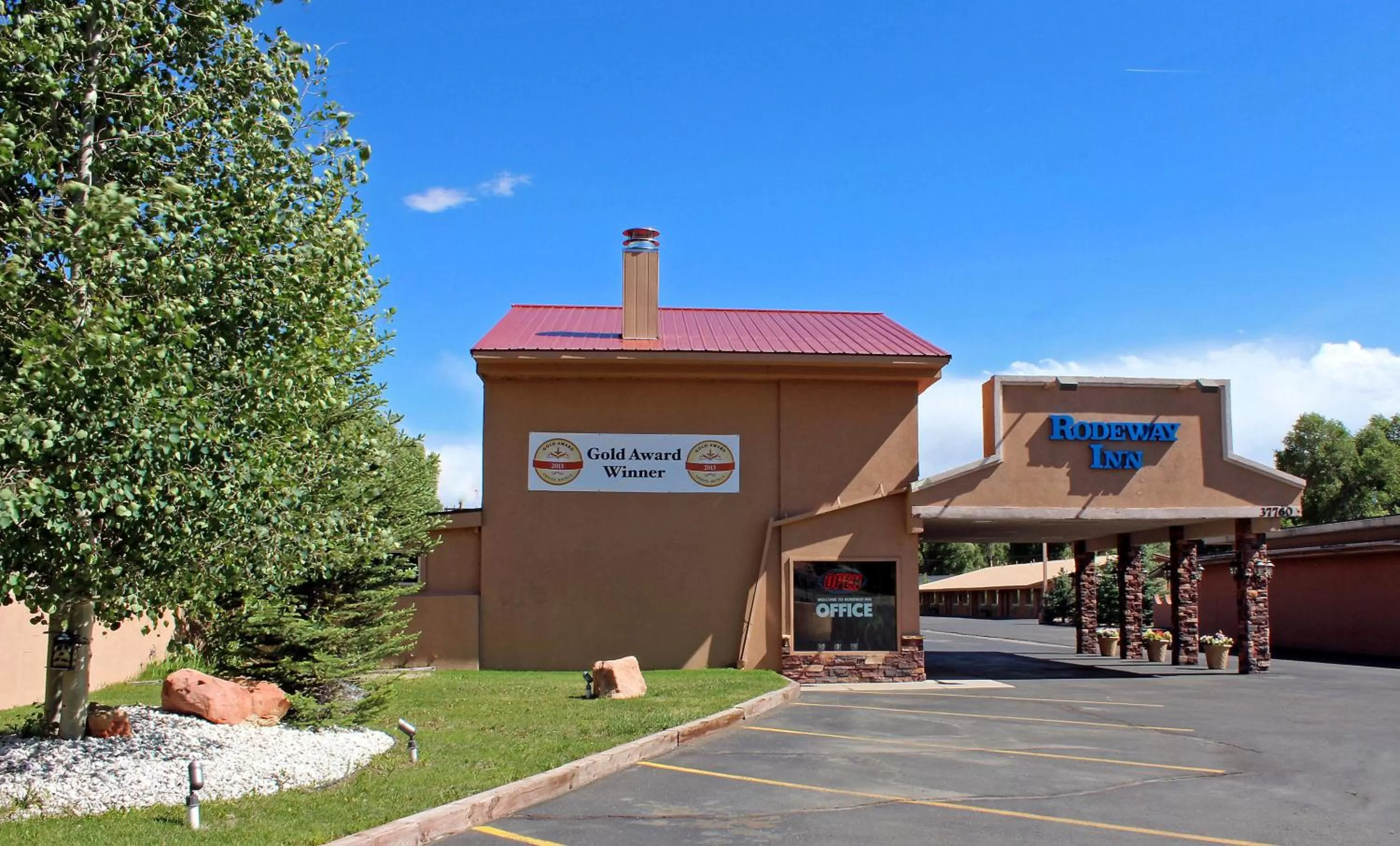 Facade/entrance in Rodeway Inn Gunnison - Crested Butte