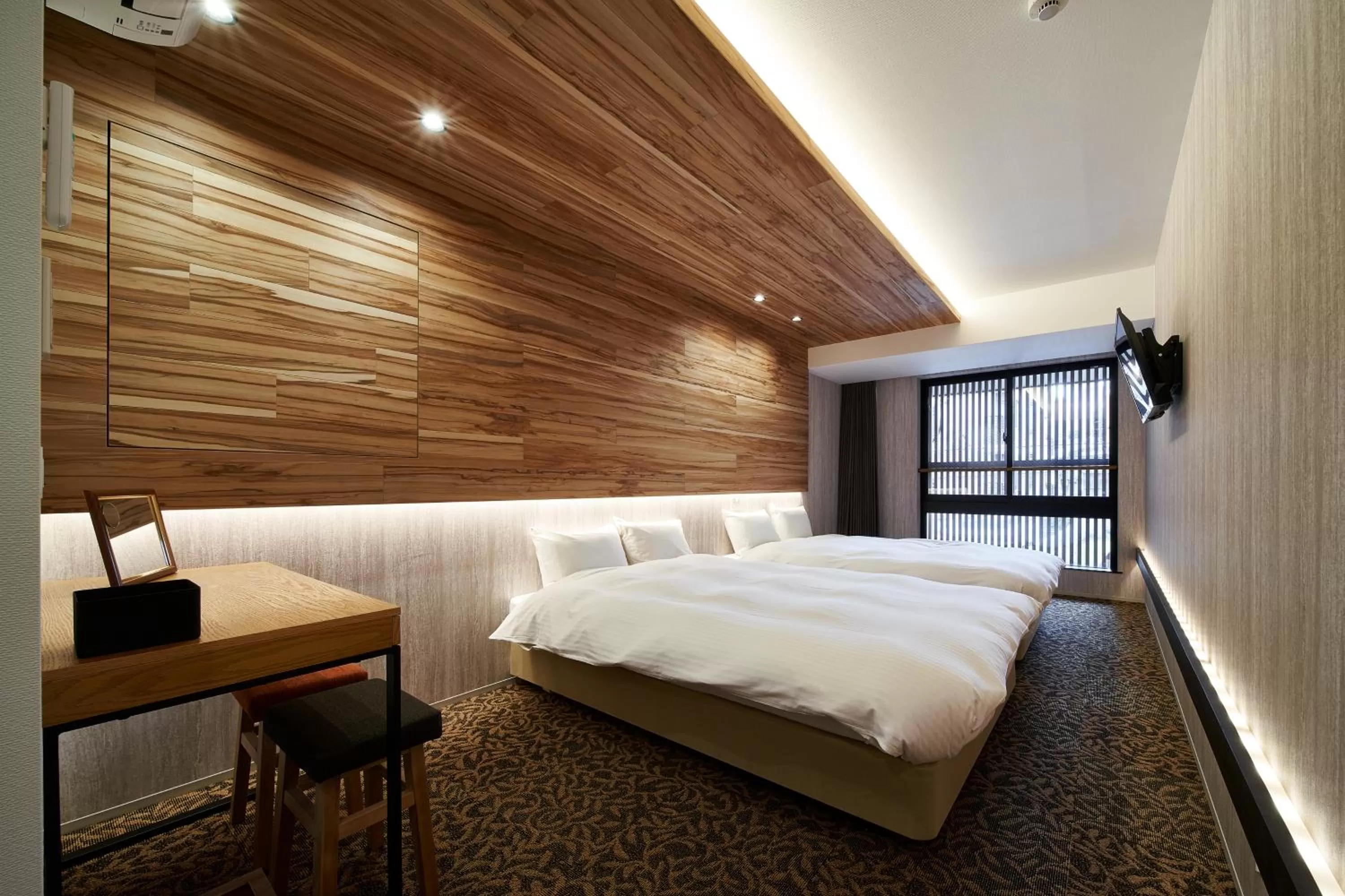 Large Twin Room in Carta Hotel Kyoto Bettei