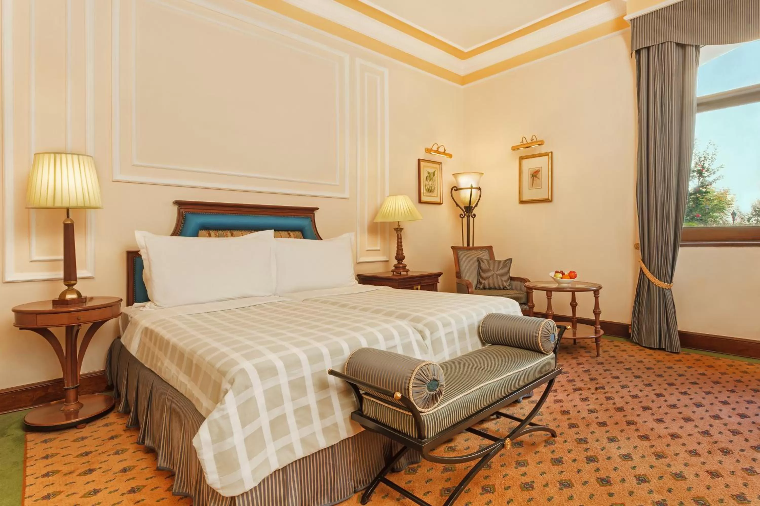 Deluxe Room in The Oberoi Grand Kolkata