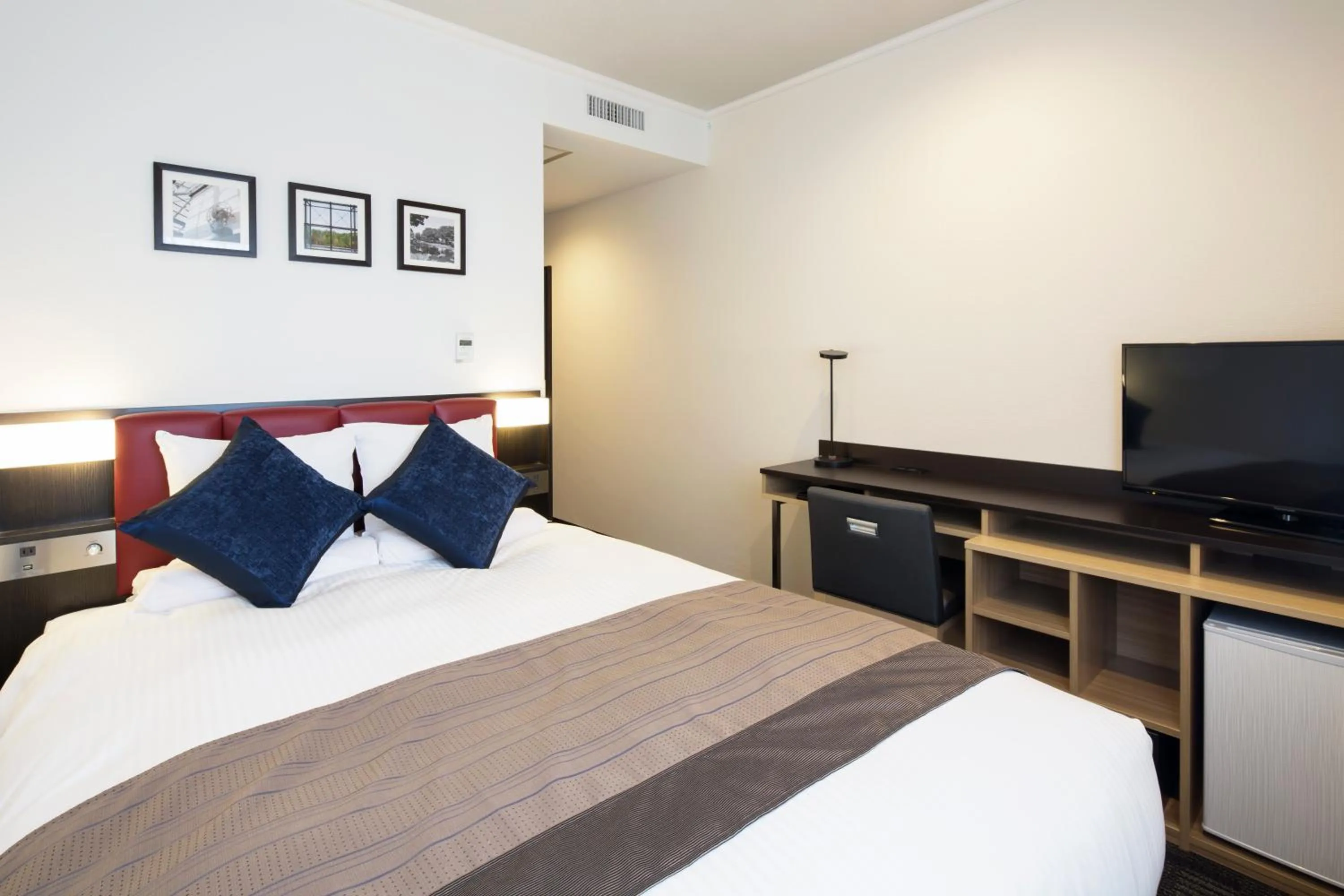 Standard Double Room - Non-Smoking in HOTEL MYSTAYS Tachikawa