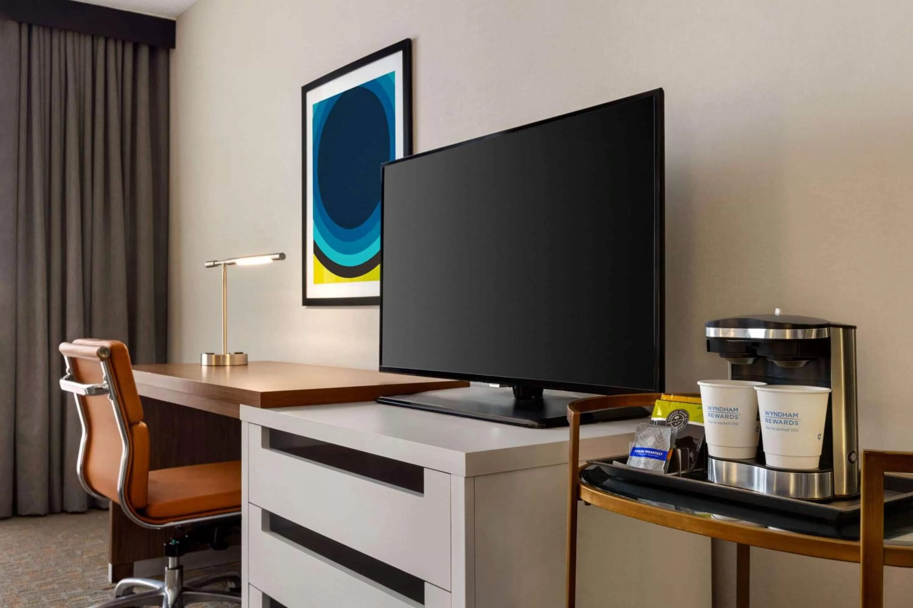 Deluxe King Room - Non-Smoking in Wyndham Fort Smith City Center