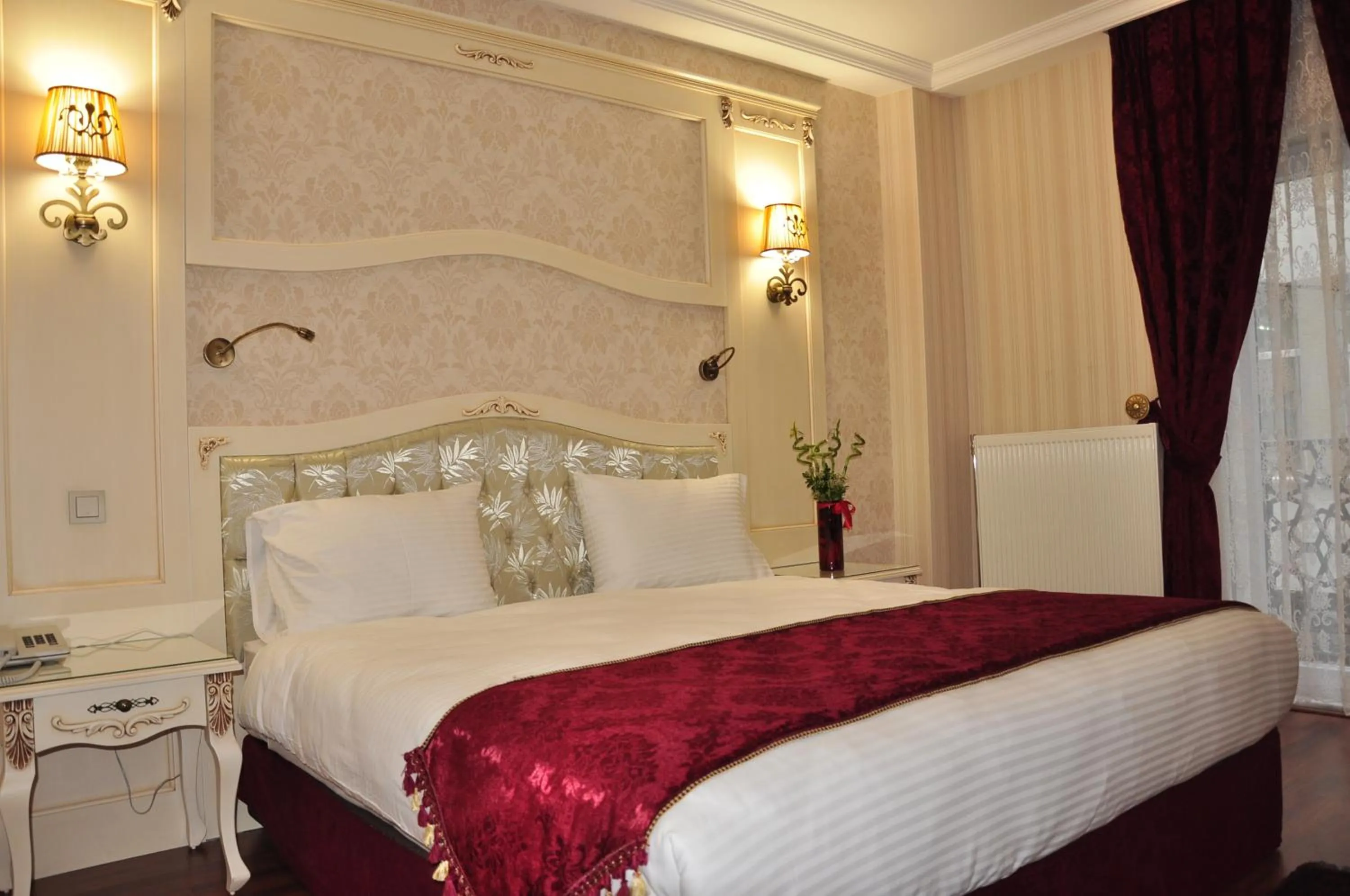 Double Room in Muyan Suites