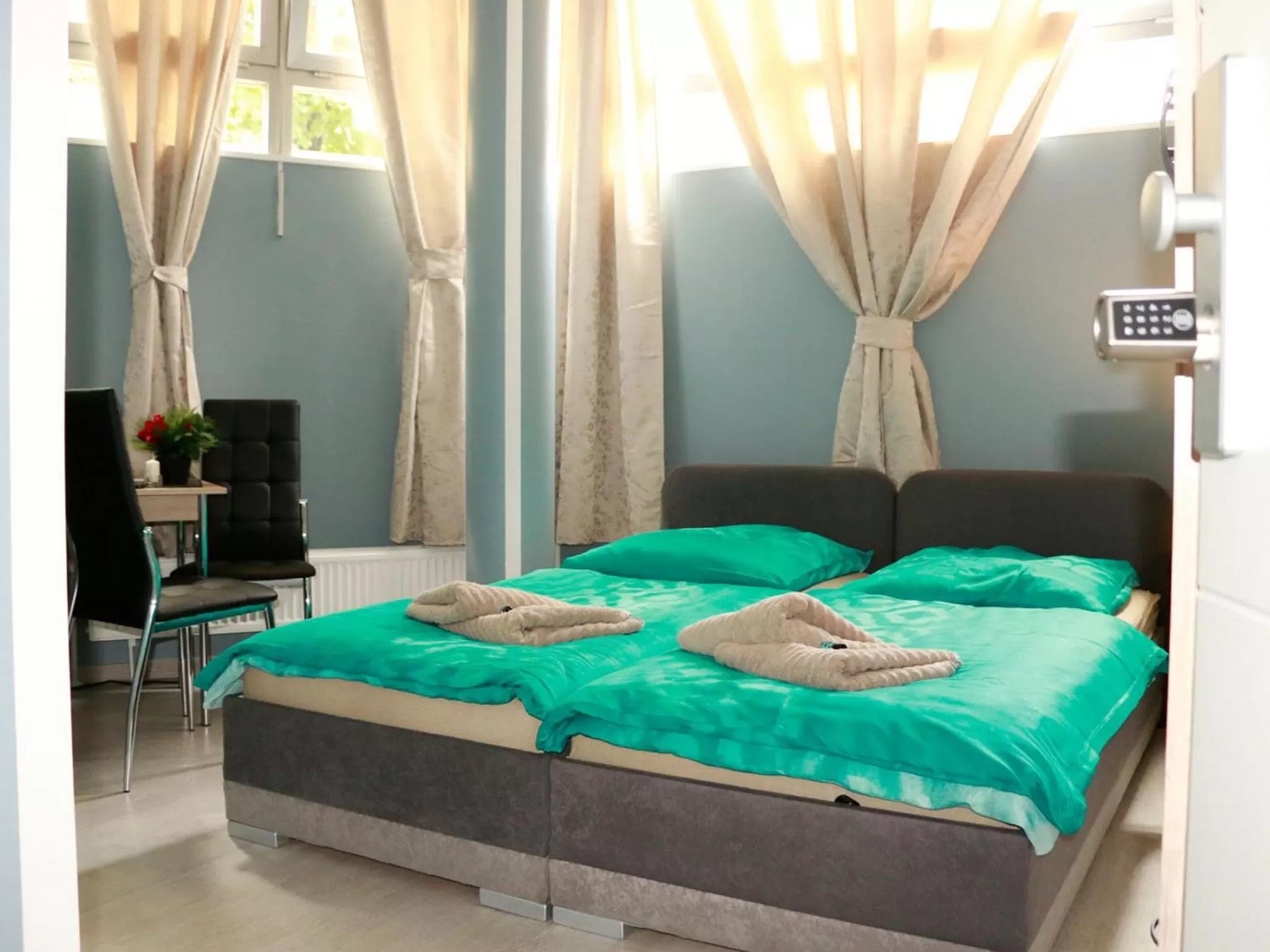 Standard Twin Room with Shared Bathroom - single occupancy in Amaya Motel