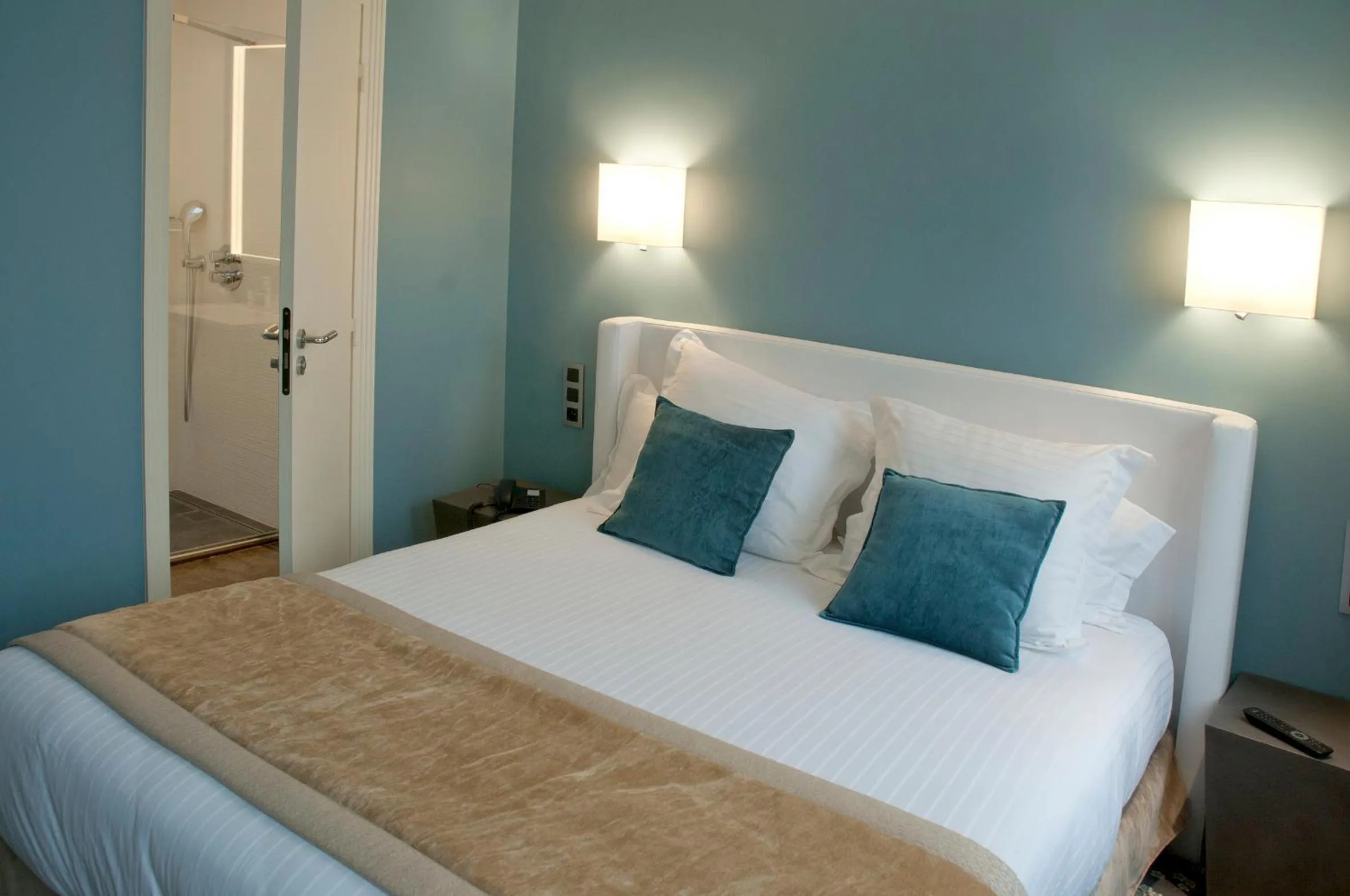 Superior Double Room with Bath in Grand Hôtel Malher