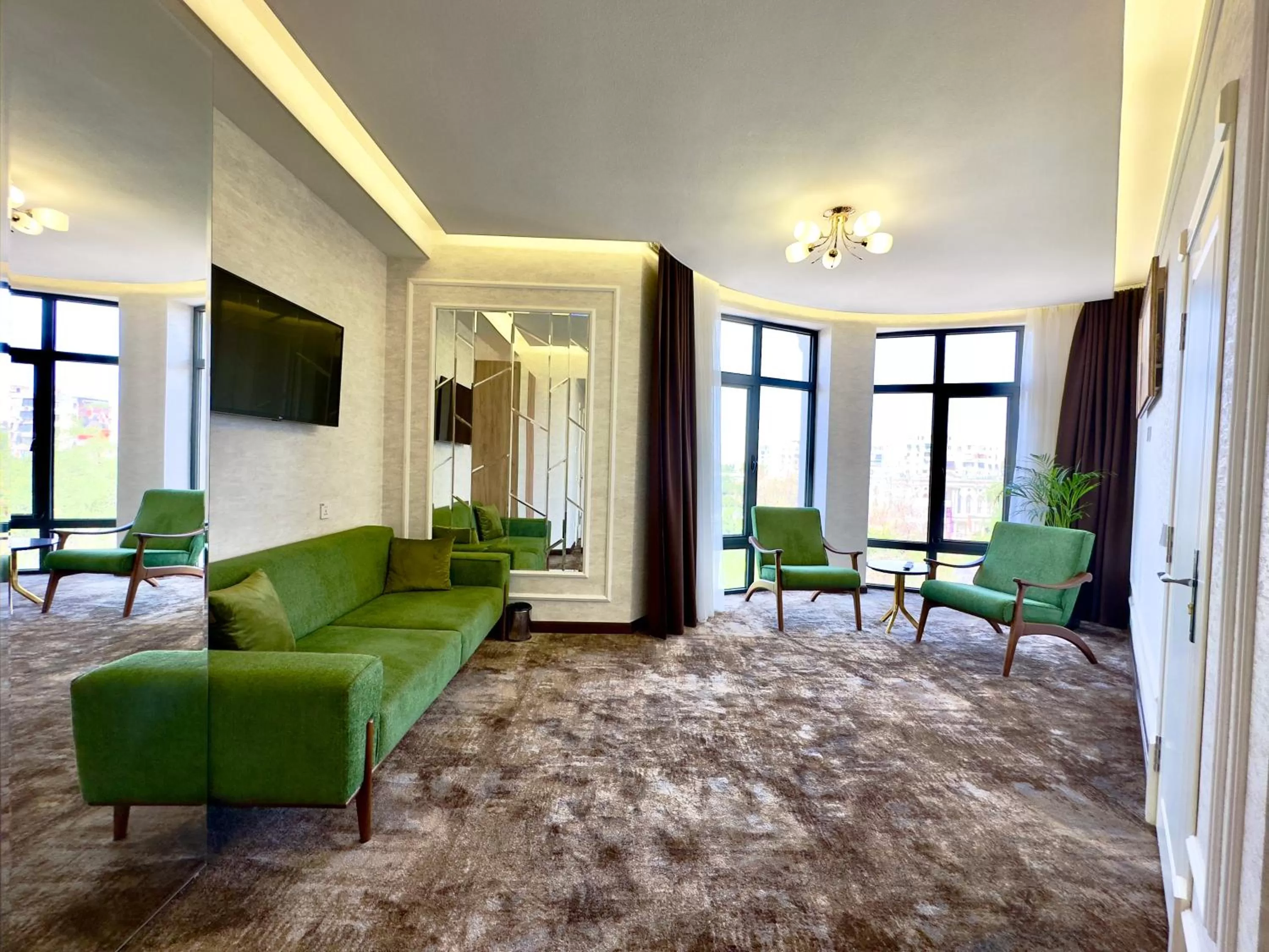 Suite in Garnet Hotel Tashkent