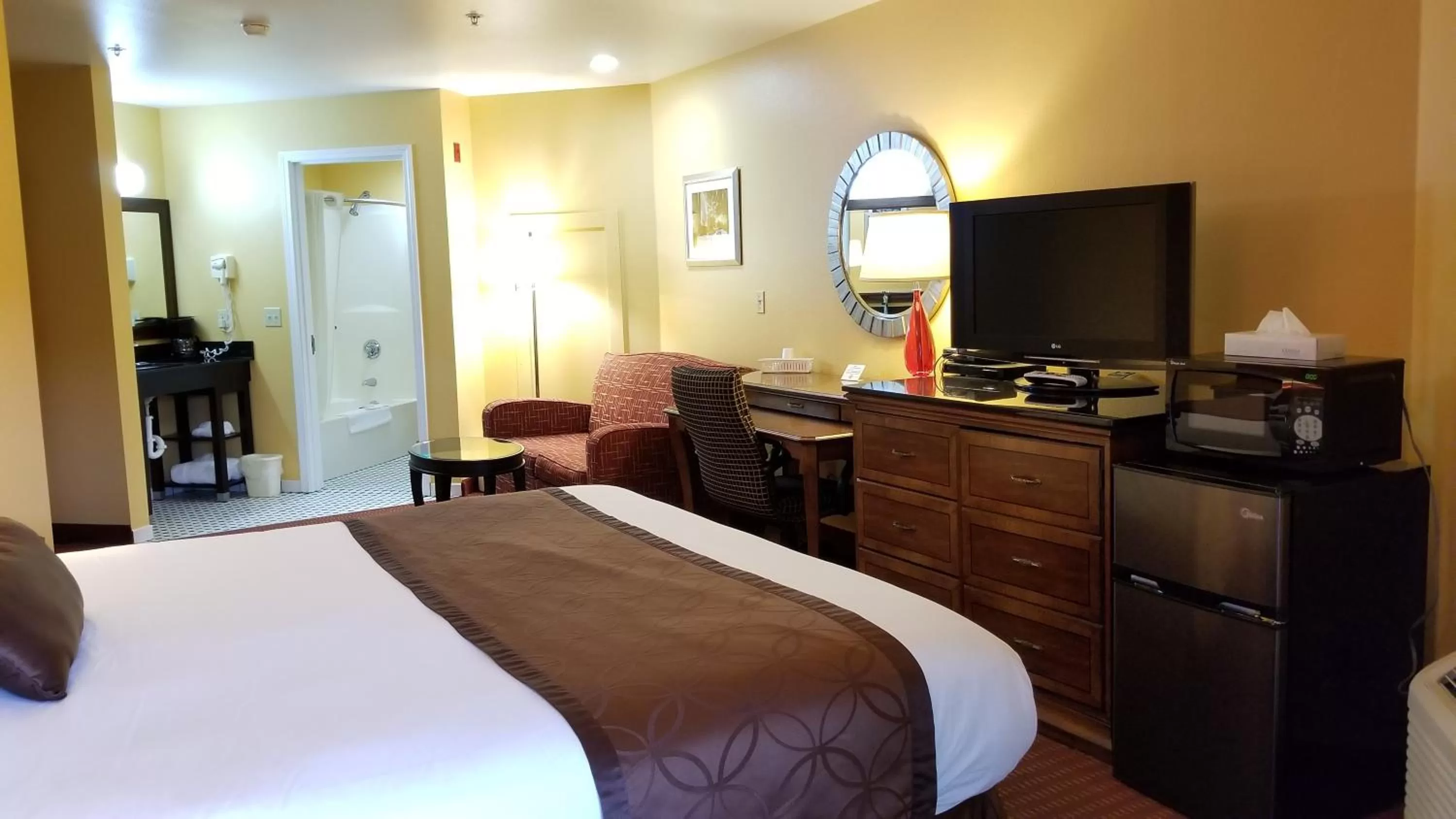 Bed in Dew Drop Inn