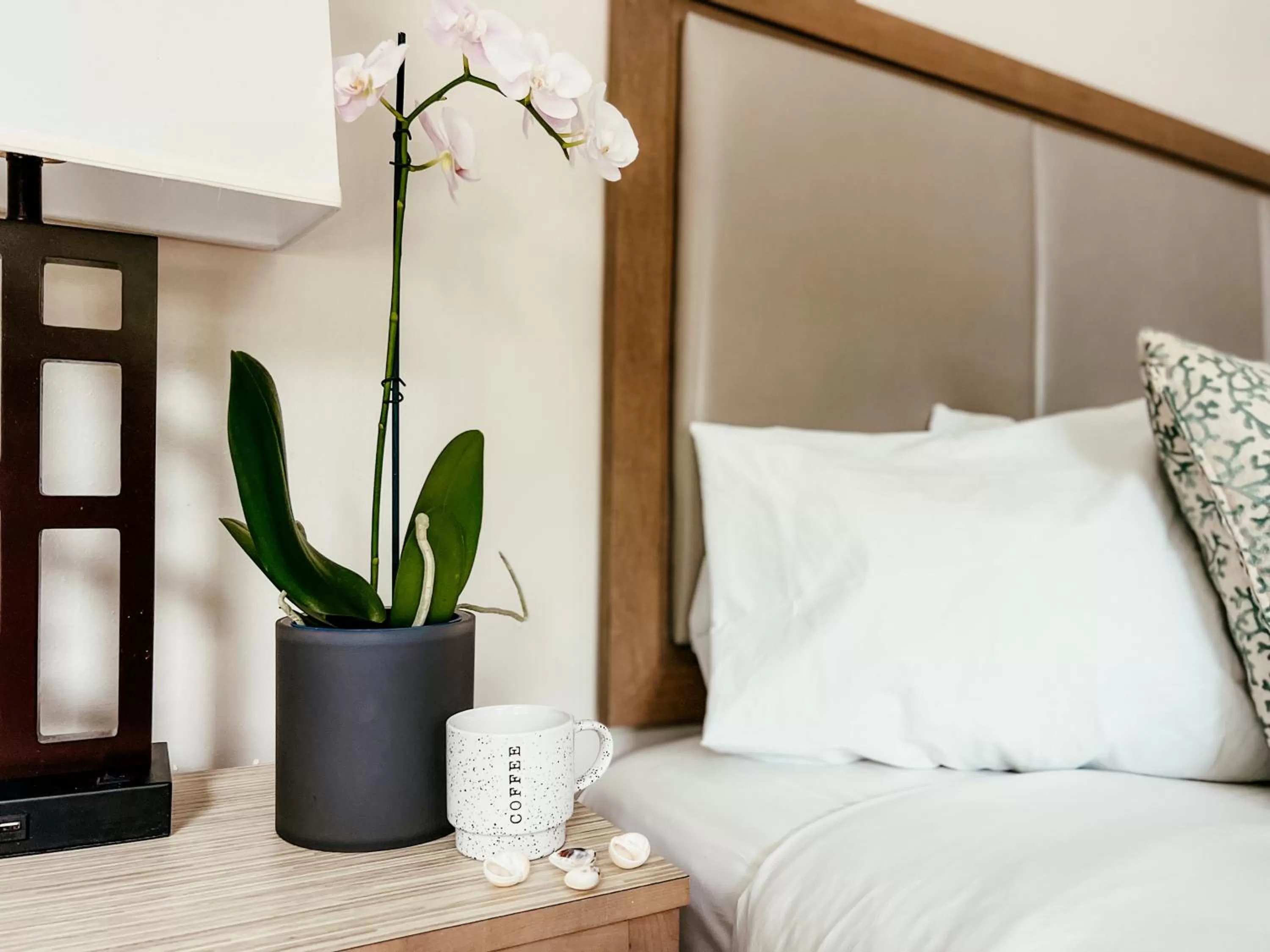 Premier Bay View with One King Bed and Deck in Bayside Inn Key Largo