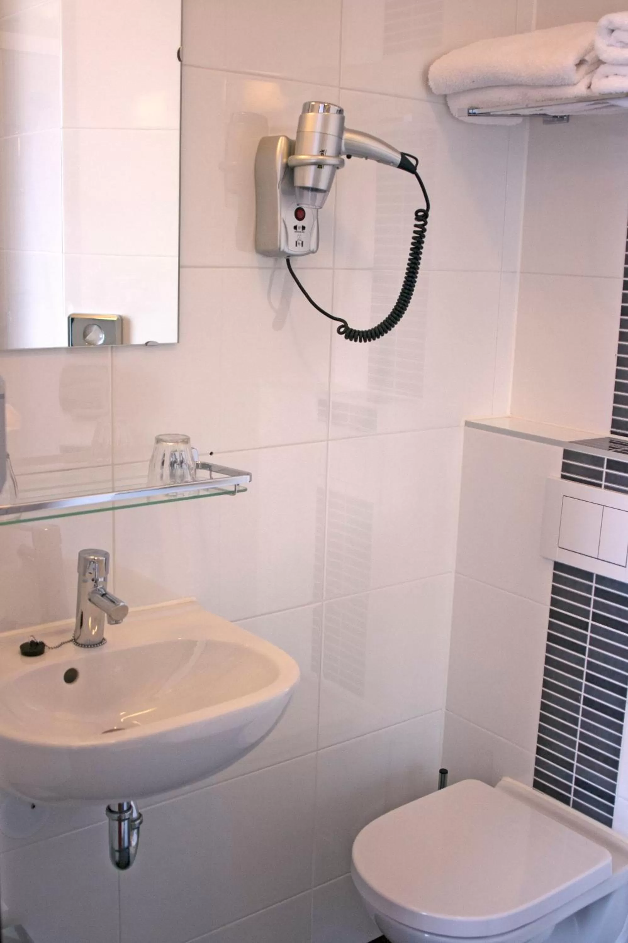 Single Room in Hotel Allure