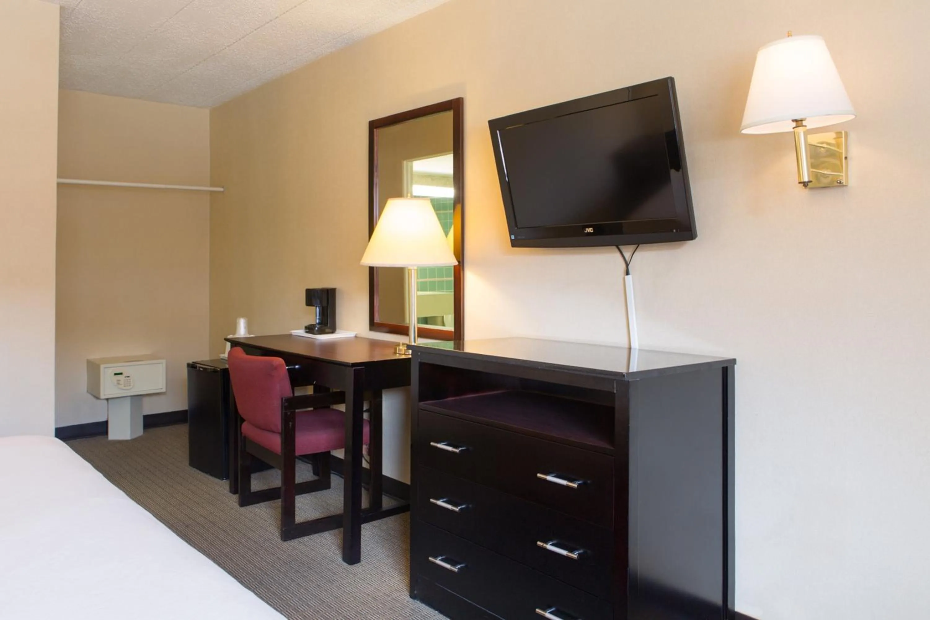 Standard Double Room in Atlantic Motor Inn Near Boardwalk