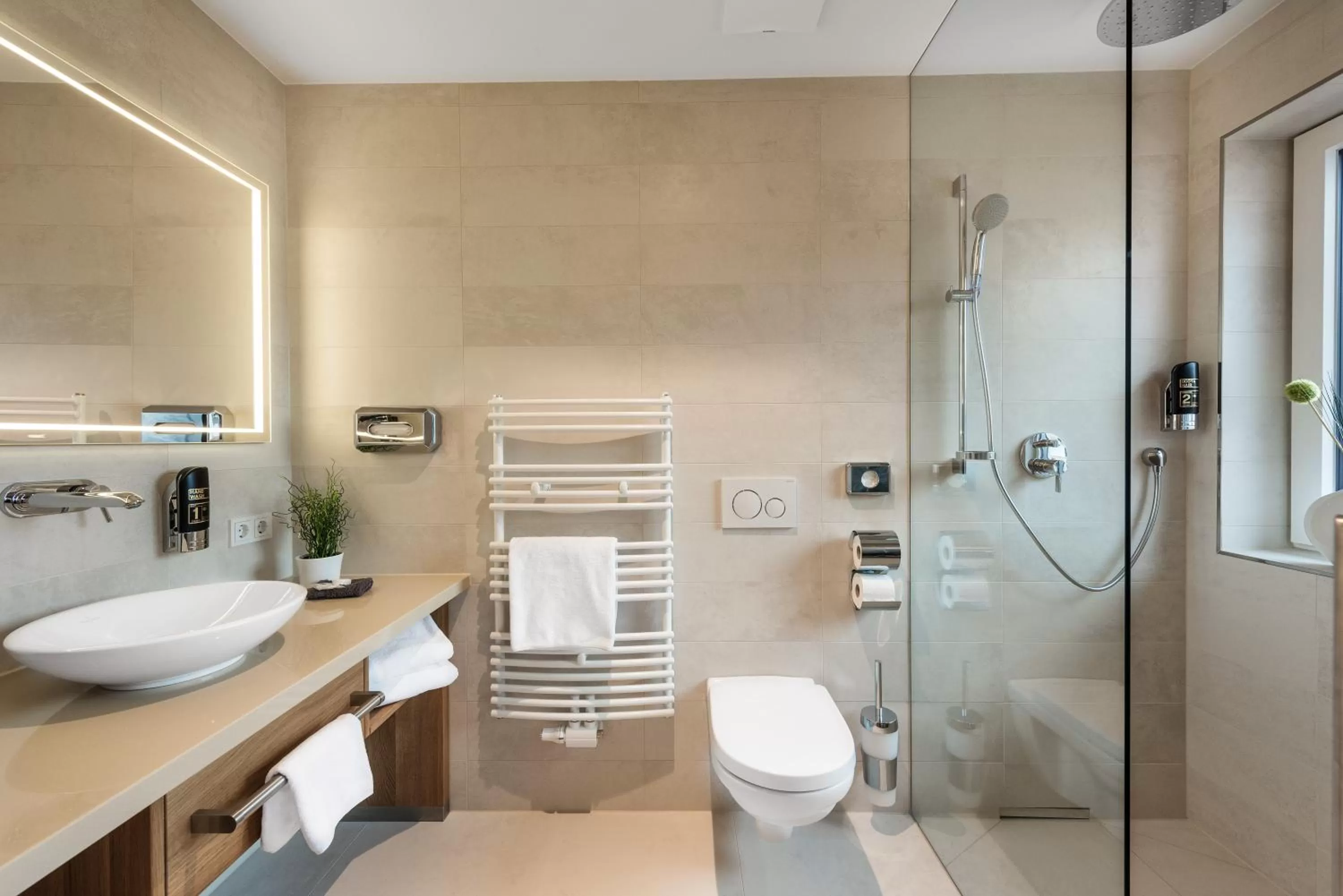 Superior Double Room Nordkette  in Hotel dasMEI