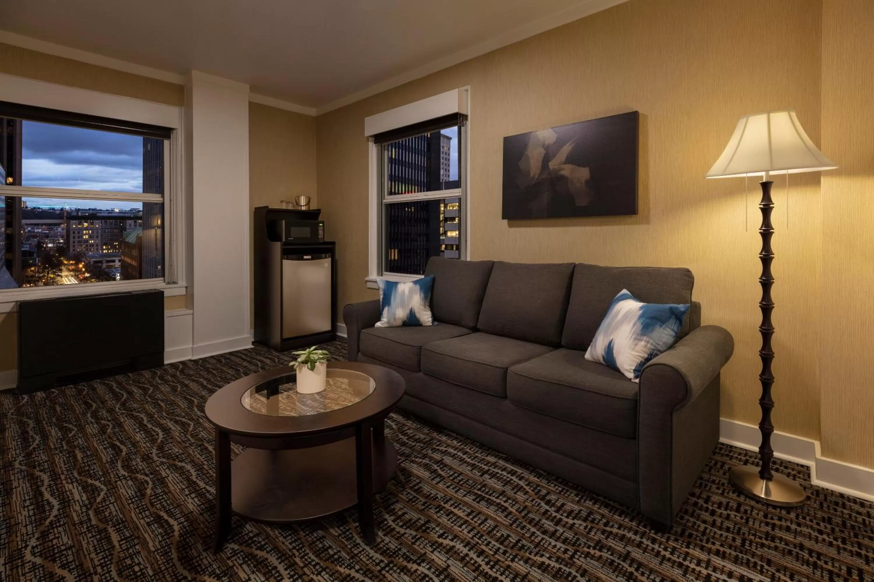 Family Suite in Executive Hotel Pacific