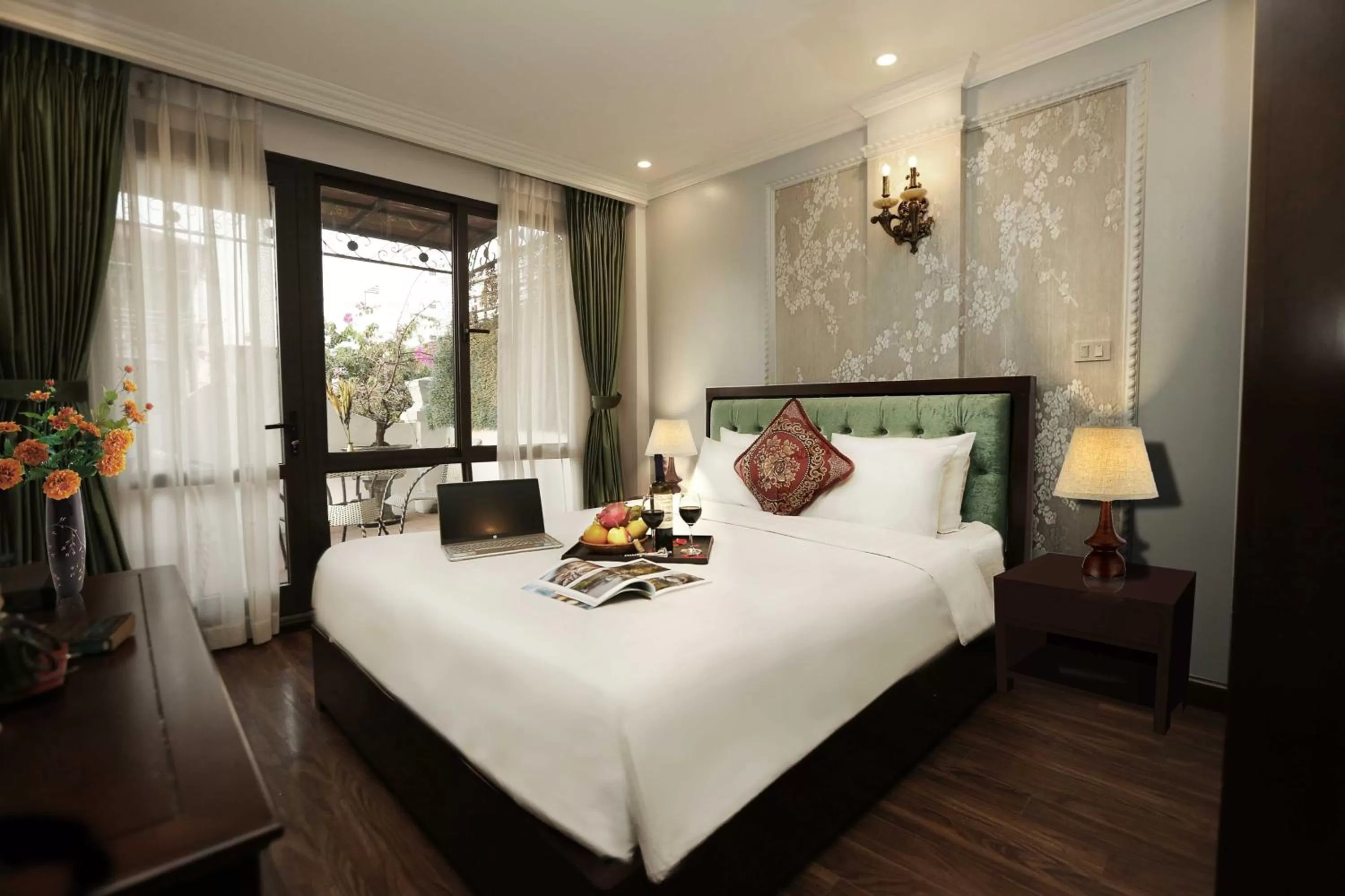 Golden Sail Hotel & Spa