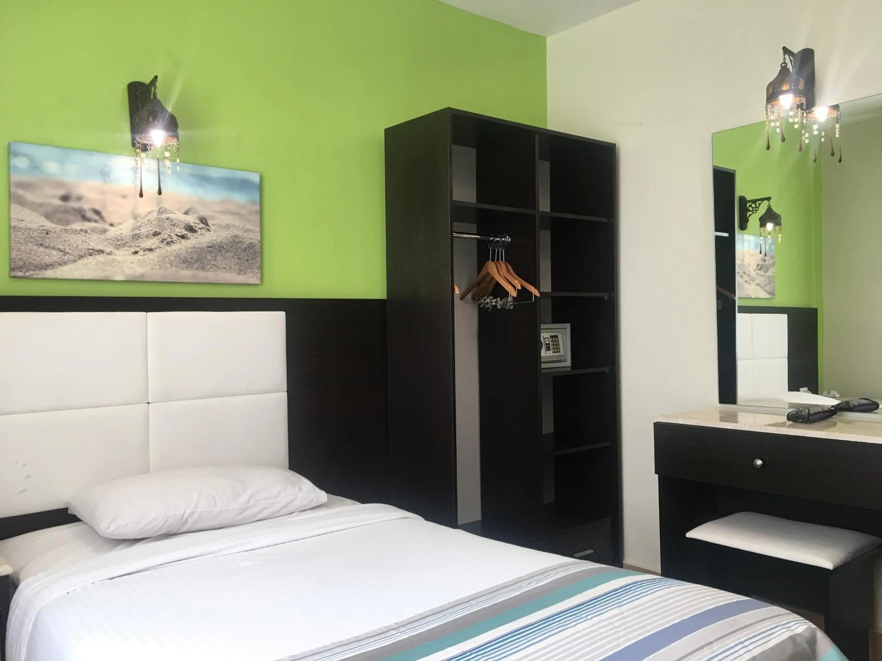 Economy Single Room in Naama Blue Hotel