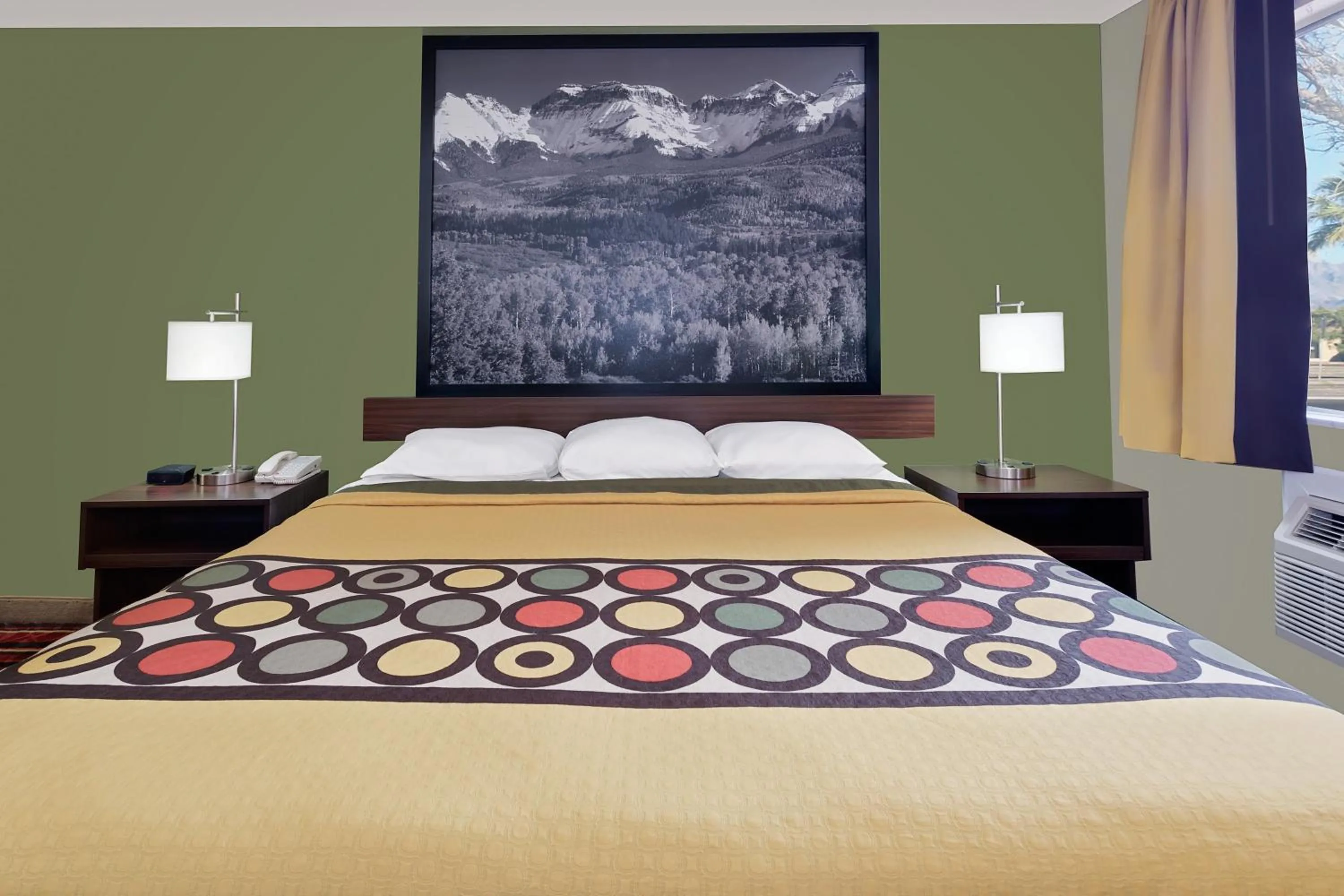 Queen Room - Non-Smoking in Super 8 by Wyndham Denver Central