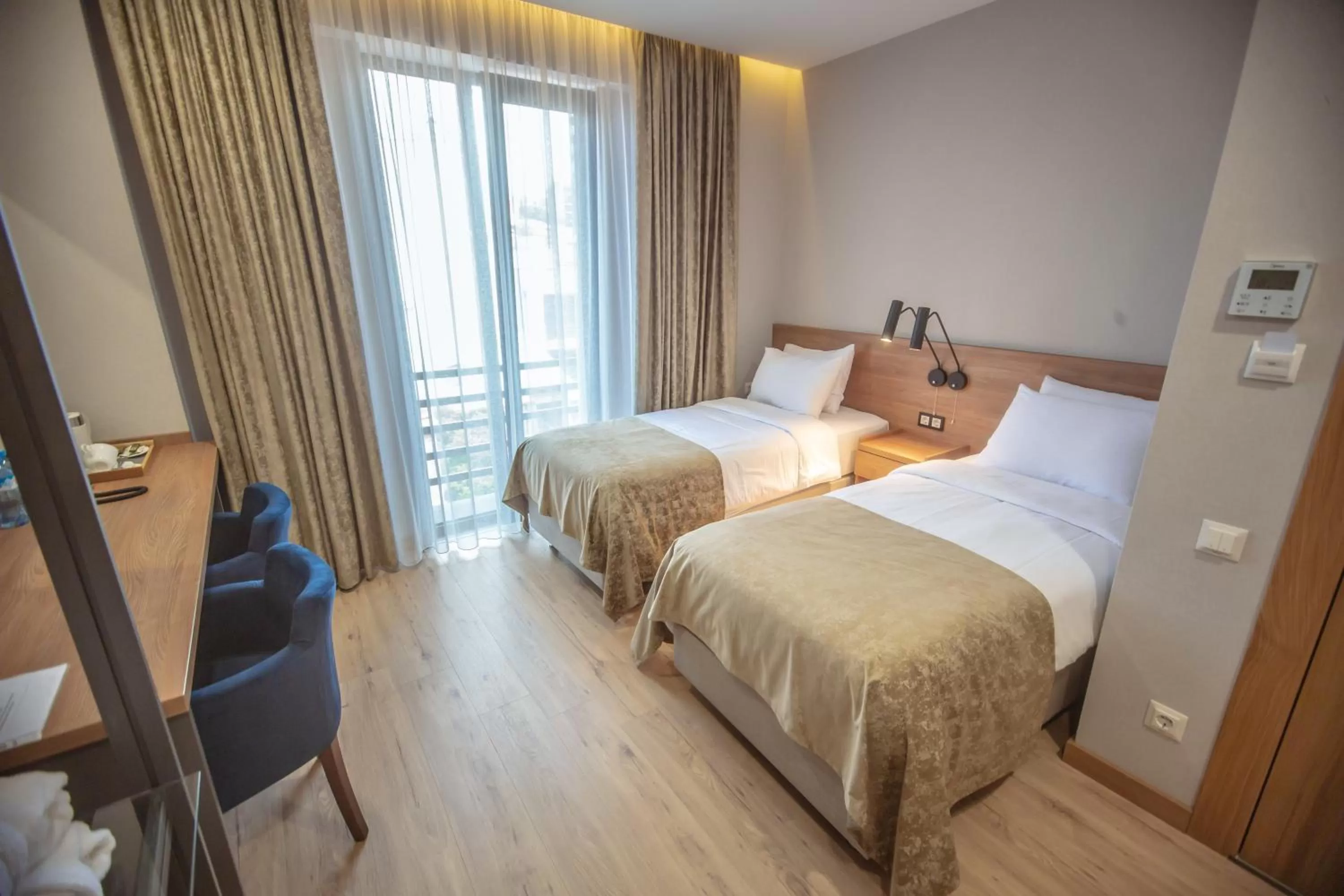 Budget Twin Room in Hotel Banovani