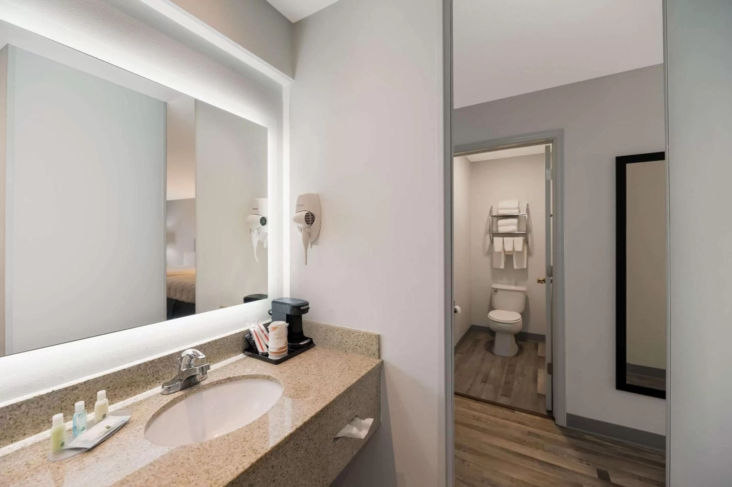 Family Room - Non Smoking in Quality Inn & Suites Artesia