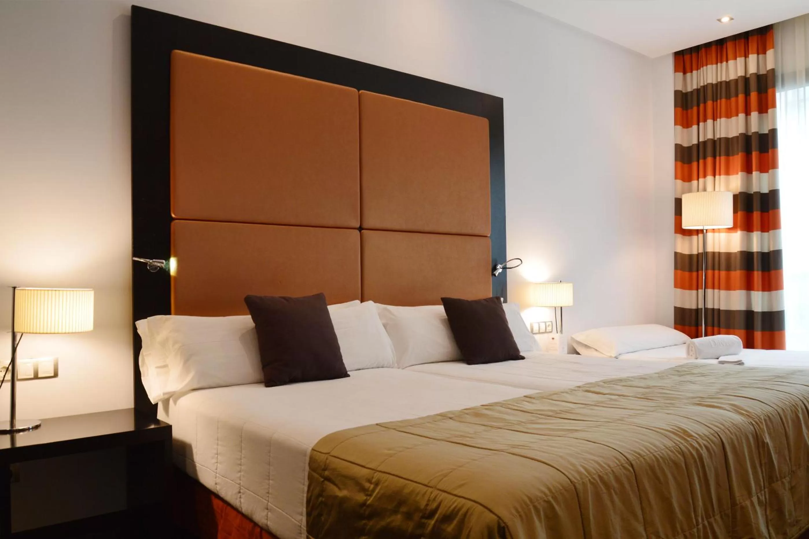 Double or Twin Room with Extra Bed (2 Adults + 1 Child) in Gran Hotel Don Manuel