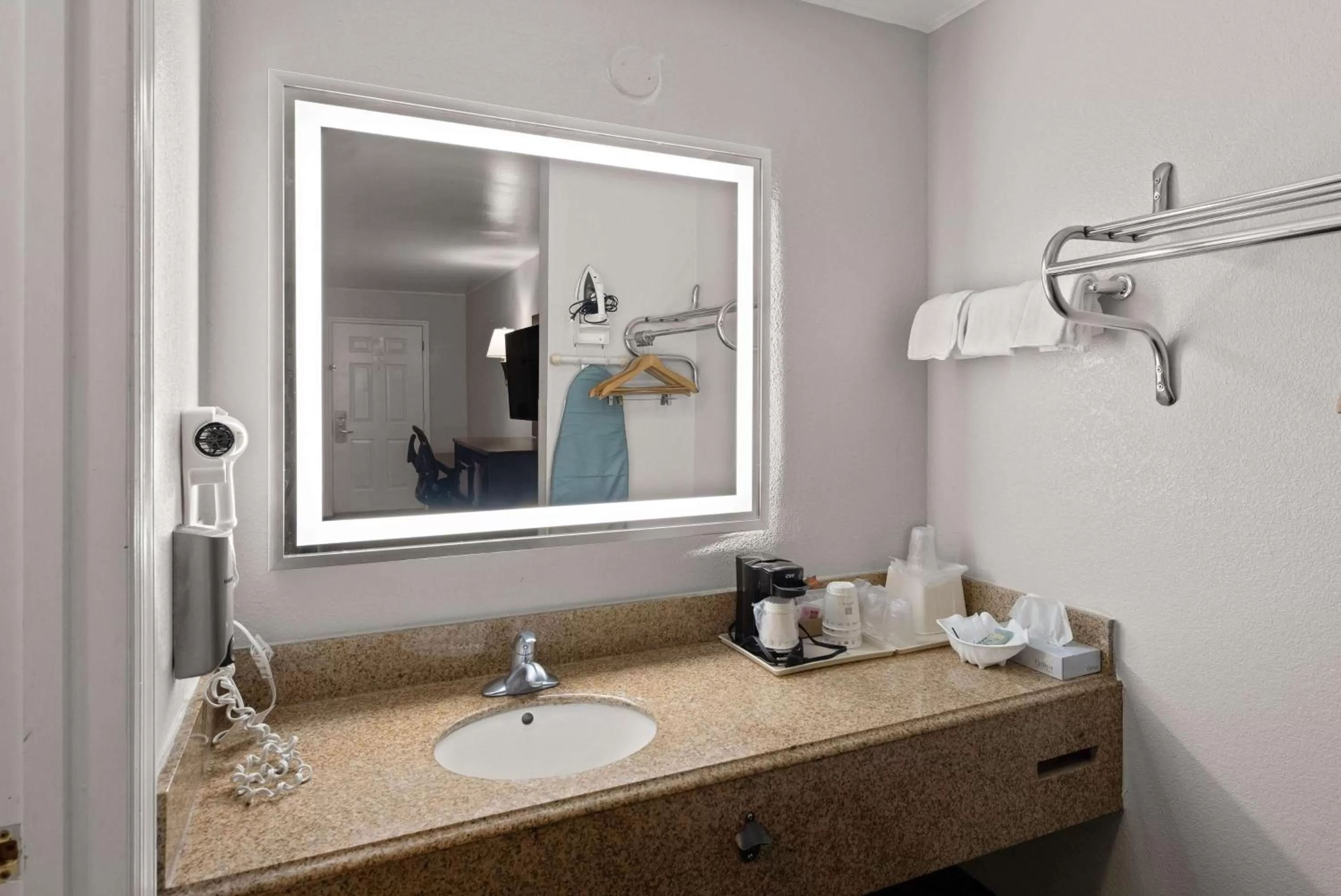 Queen Room with Two Queen Beds - Smoking in Best Western Executive Inn