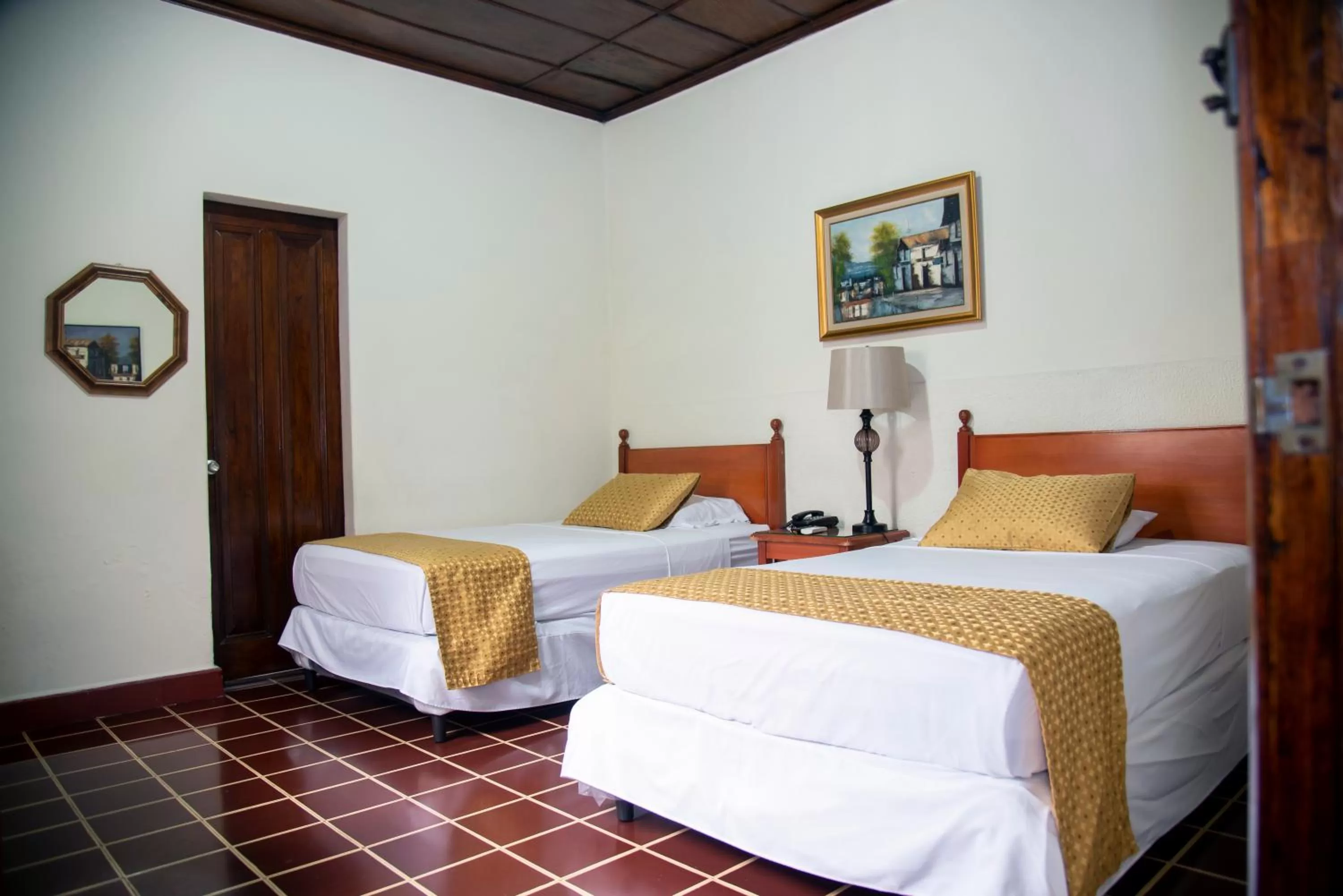 Twin Room in Hotel Villa Serena Escalon