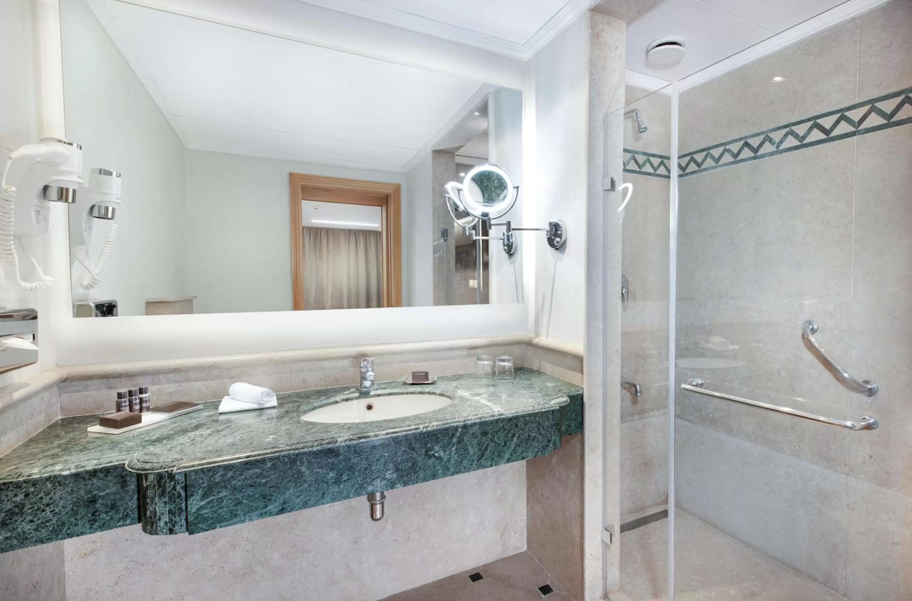 Family Room in Steigenberger Nile Palace Luxor - Convention Center