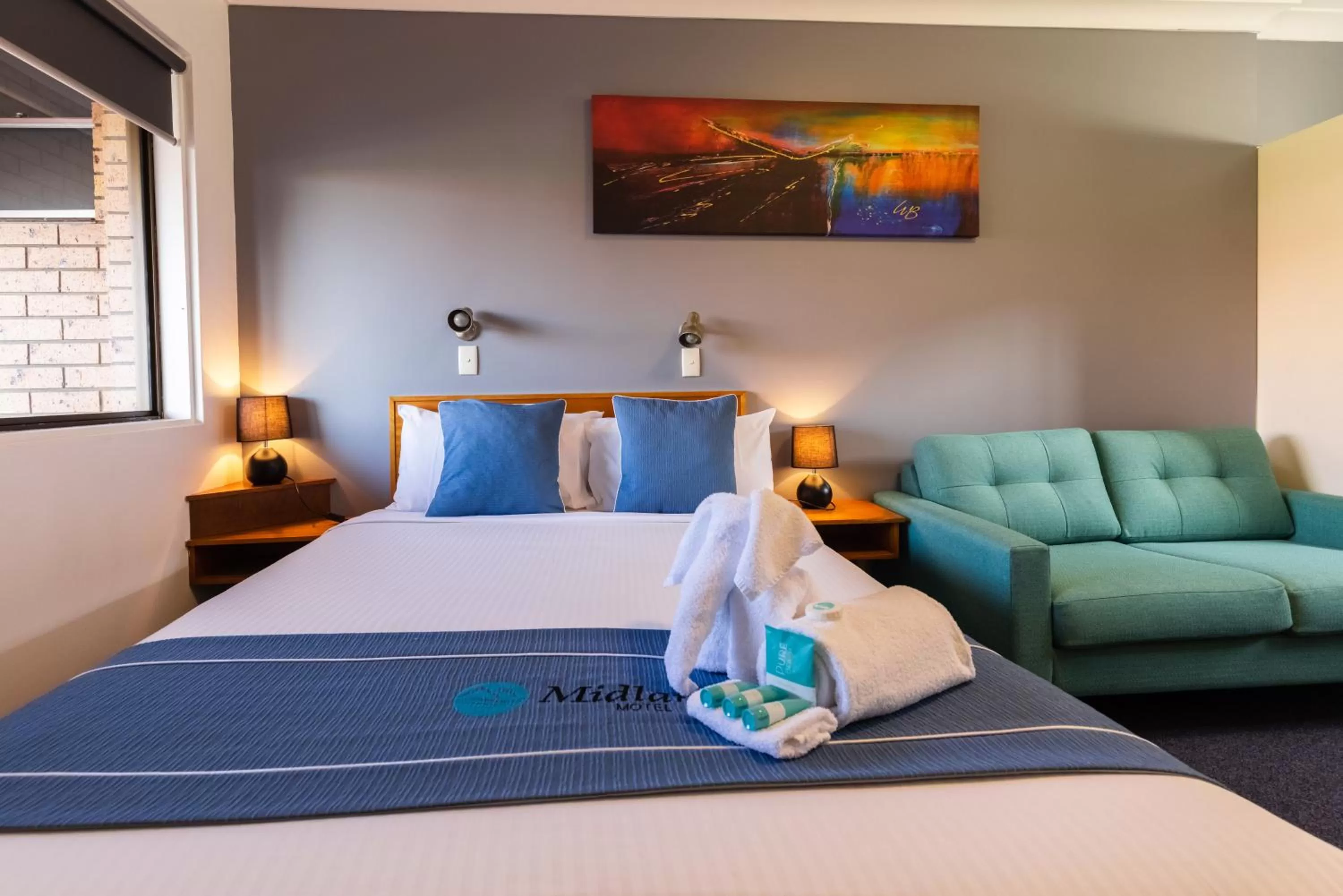 Standard  Twin Room in Midlands Motel