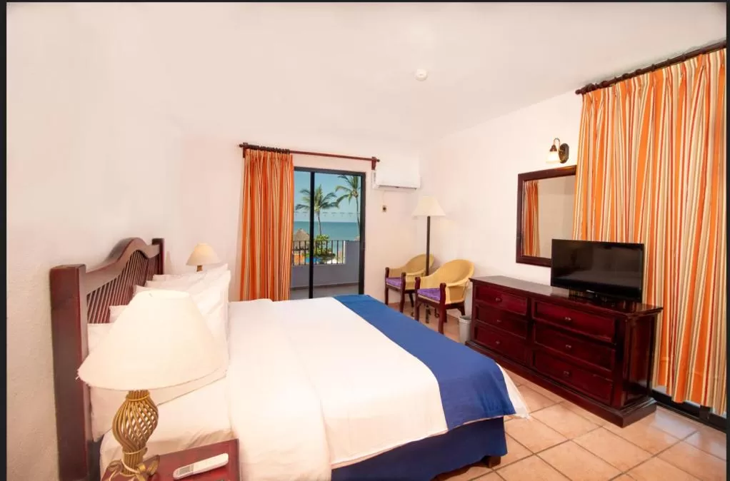Standard Double or Twin Room with Sea View in Grand Decameron Complex Bucerias, A Trademark All-Inclusive Resort