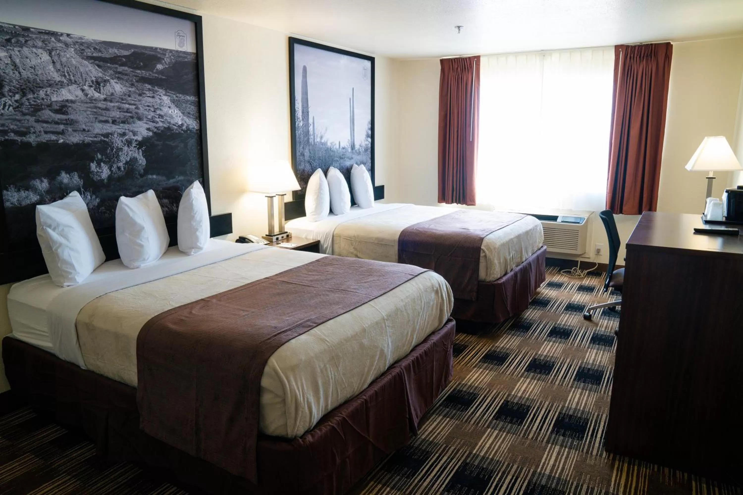 Queen Room with Two Queen Beds - Non-Smoking in Super 8 by Wyndham Yuma
