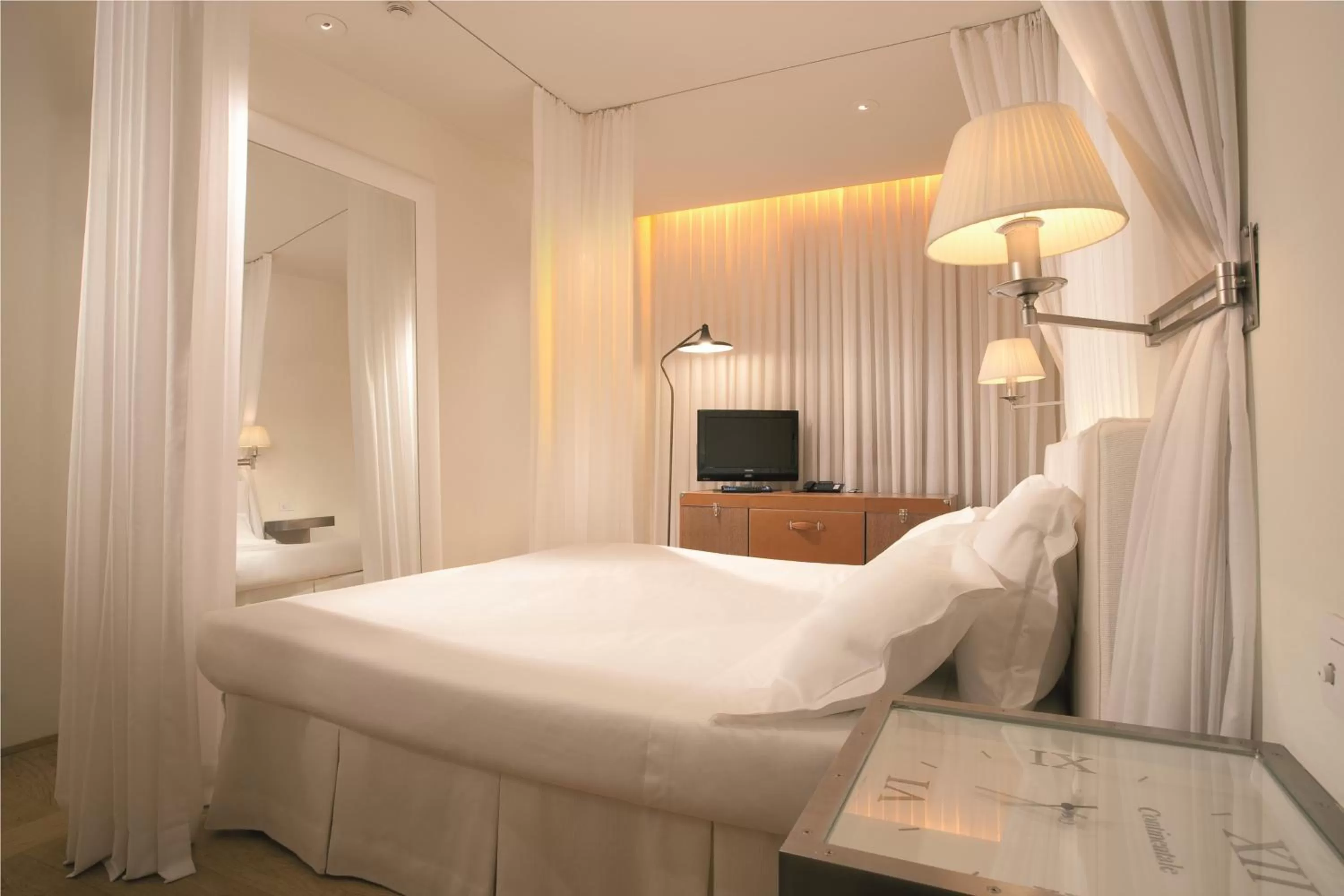 Classic Double or Twin Room in Hotel Continentale - Lungarno Collection