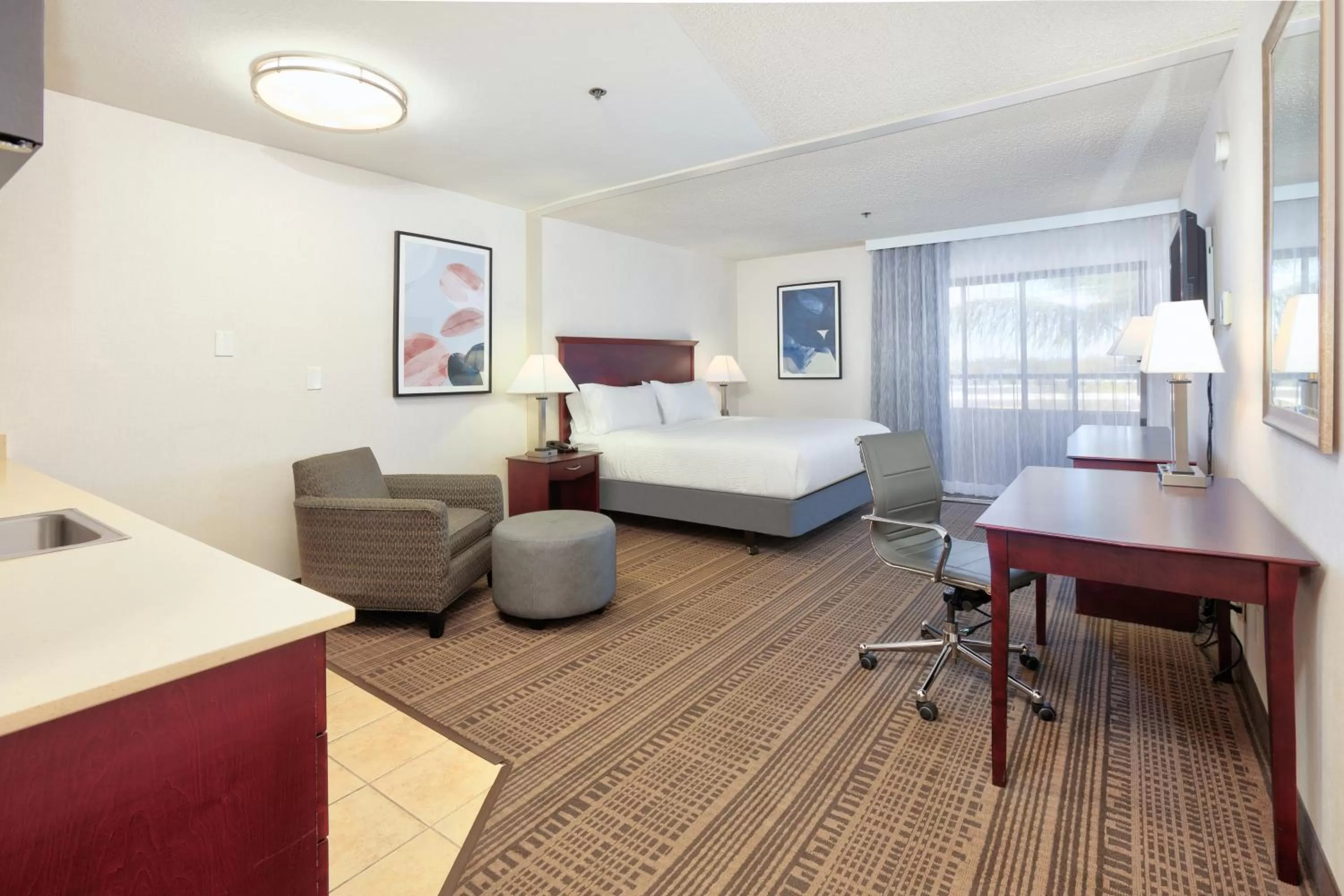 Standard King Room in Holiday Inn & Suites Santa Maria by IHG