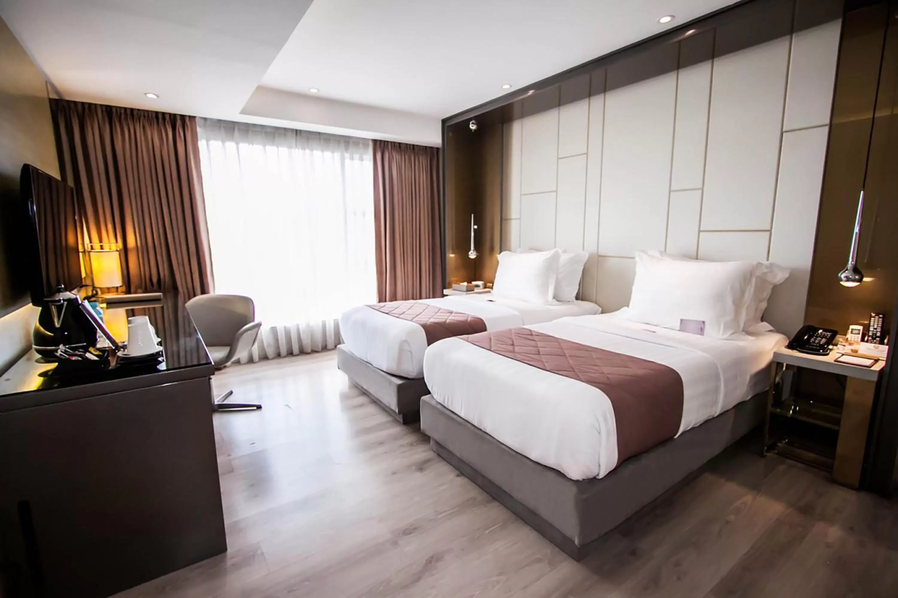 Executive Twin Room in Hotel XYZ
