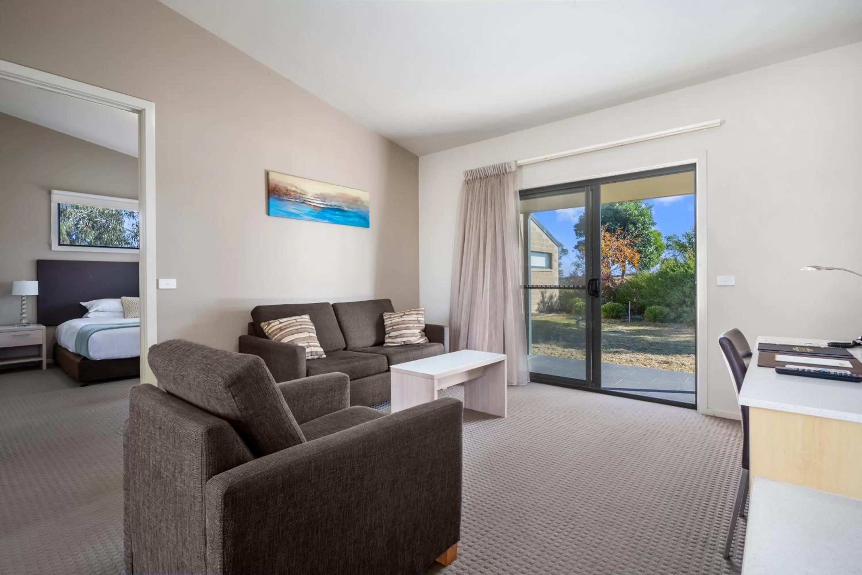 Two-Bedroom Suite in Quality Hotel Point Cook