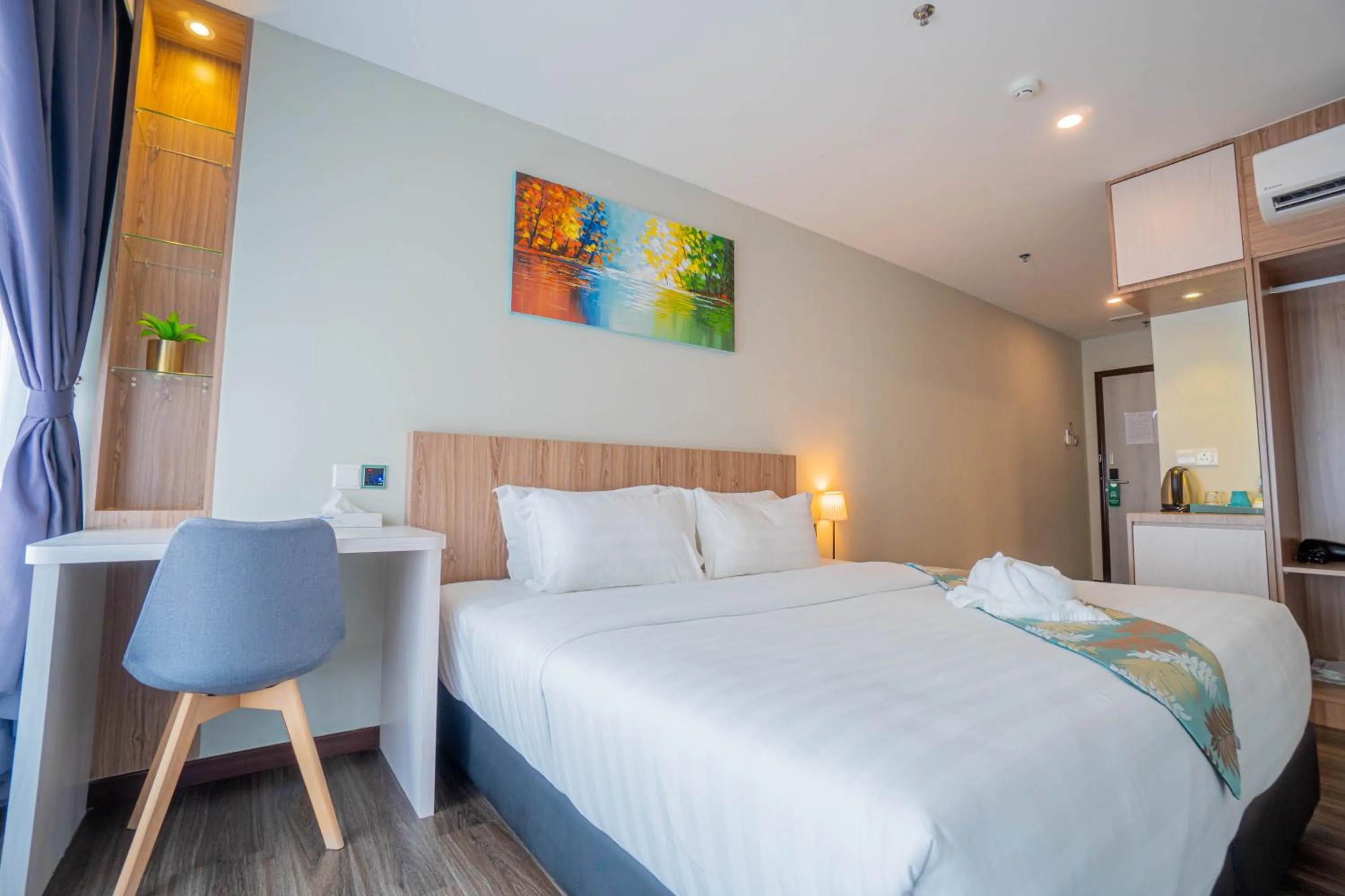 Junior Suite in FLYPOD Hotel