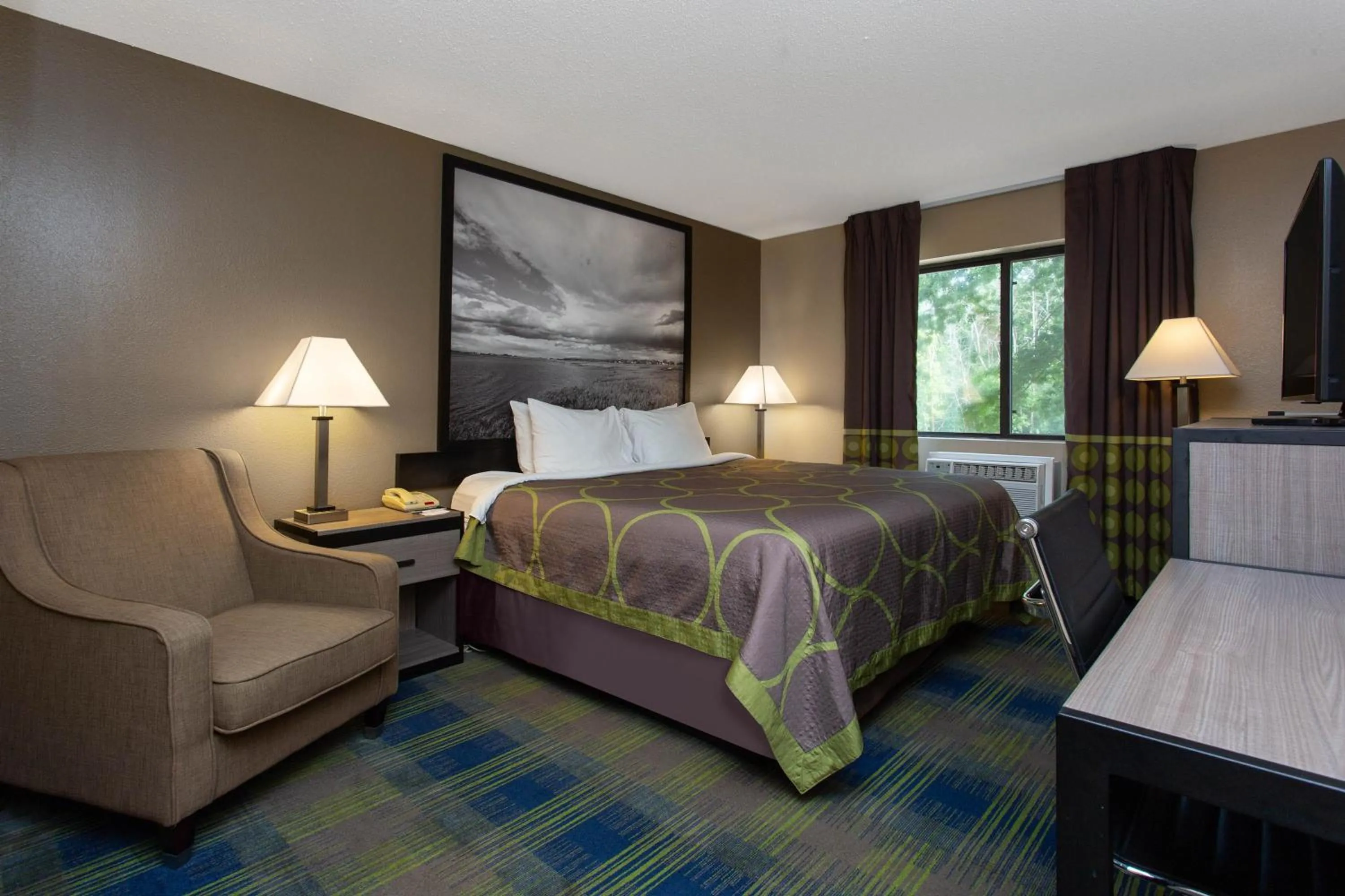 King Room - Mobility Access/Non-Smoking in Super 8 by Wyndham Cromwell/Middletown