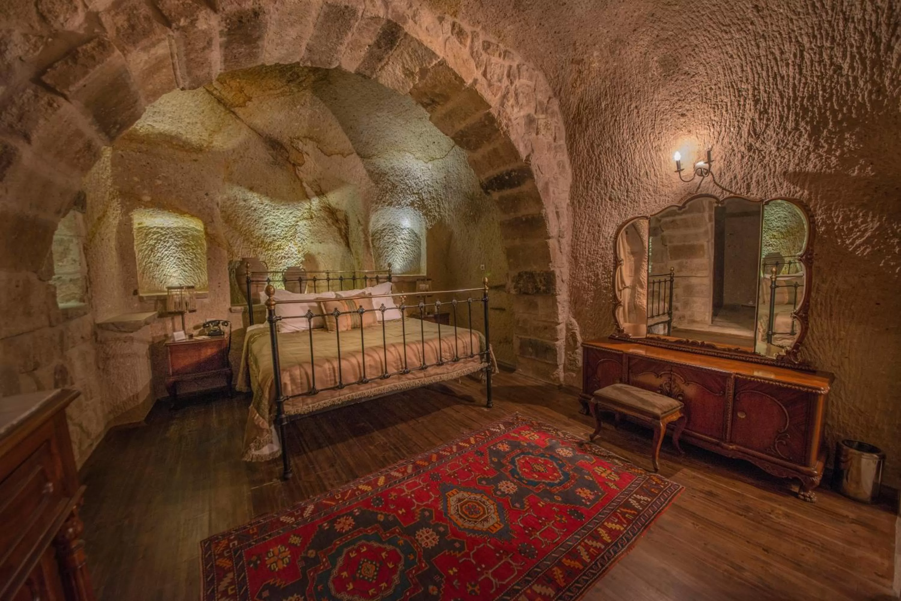 Honeymoon Cave Suite in Dere Suites Cappadocia
