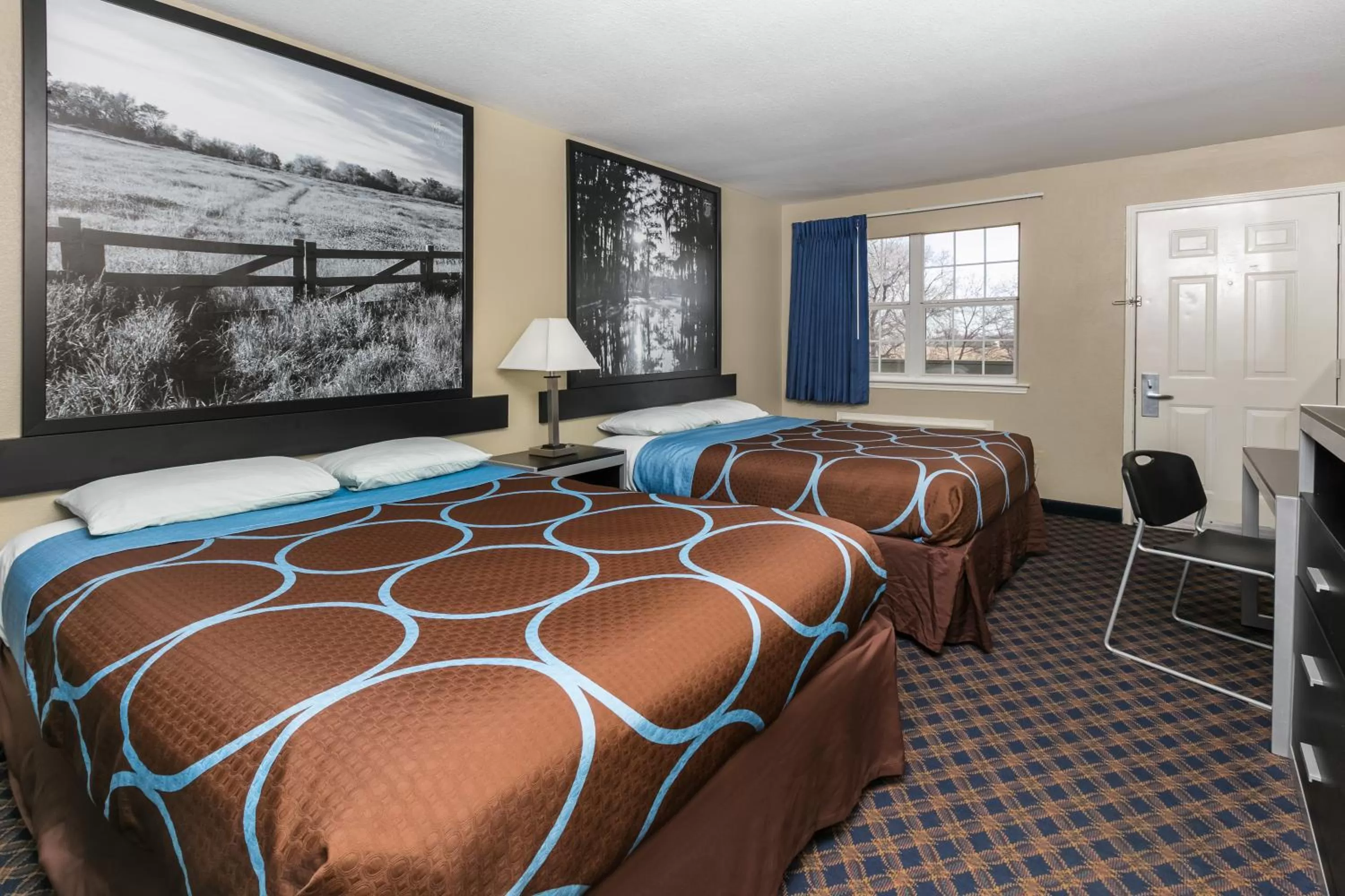 Queen Room with Two Queen Beds - Smoking in Super 8 by Wyndham Arlington Near AT&T Stadium