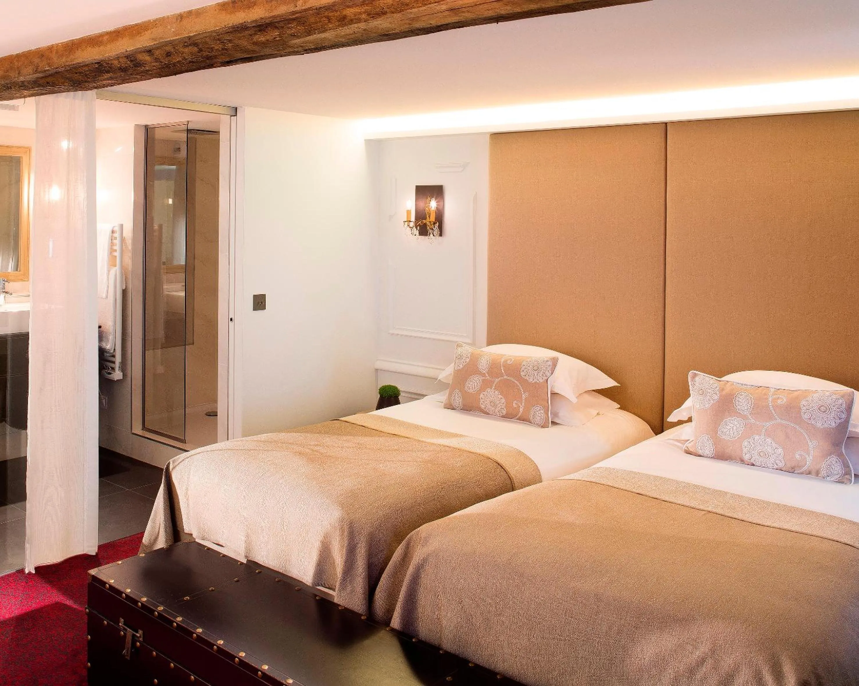 Superior Double or Twin Room in Hôtel Molière