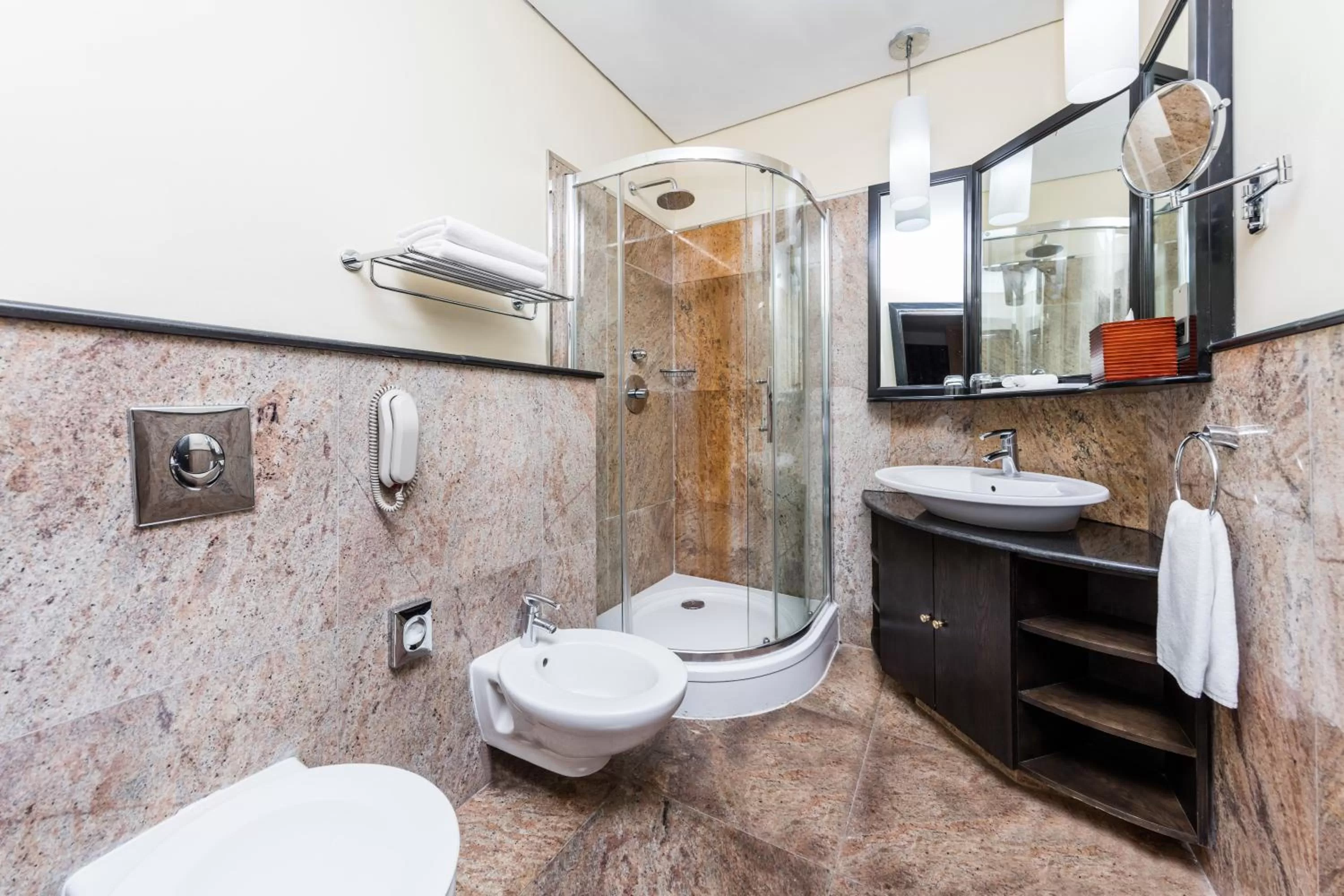 Junior Suite in Radisson Blu Hotel, Doha