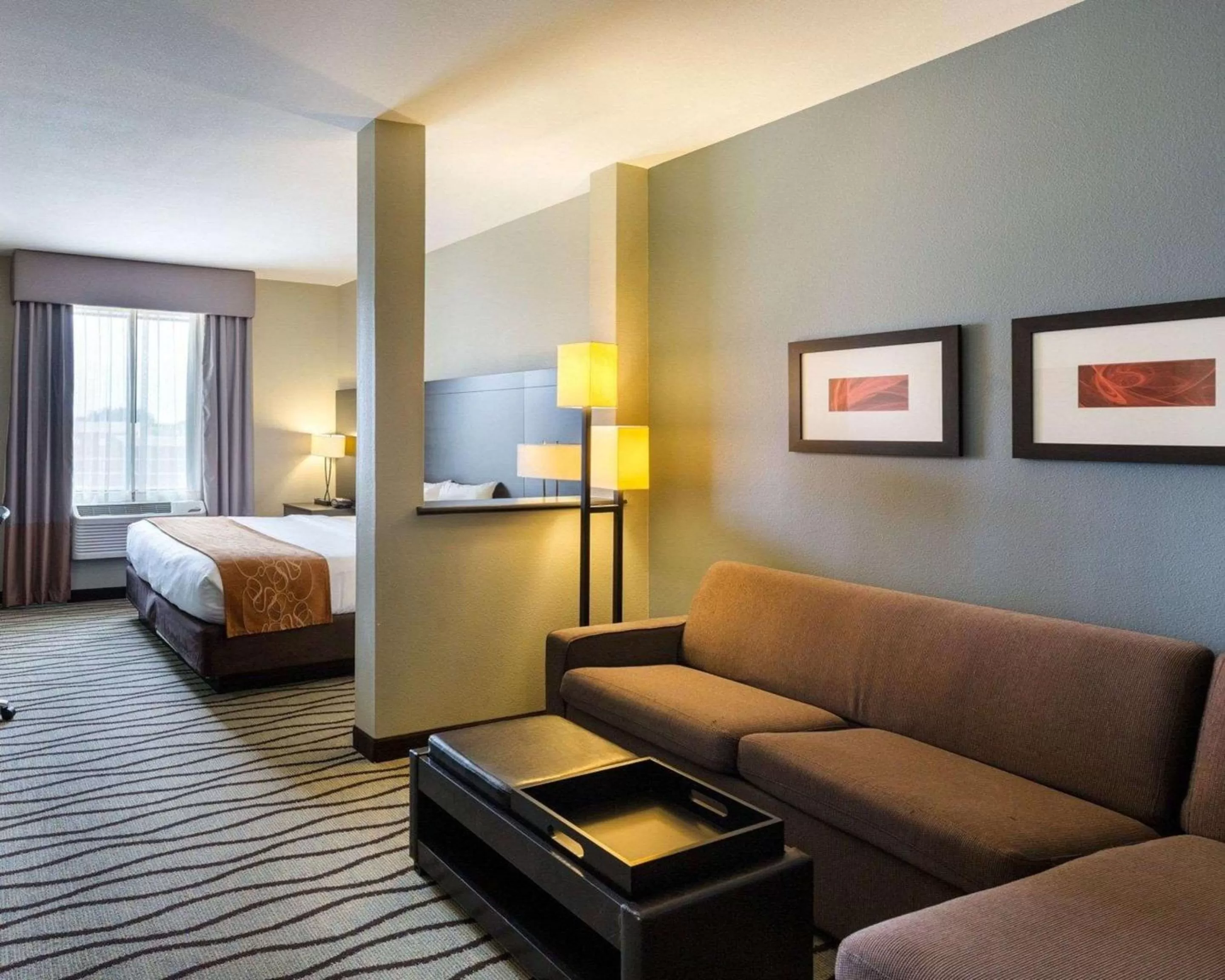 King Suite in Comfort Suites near Westchase on Beltway 8