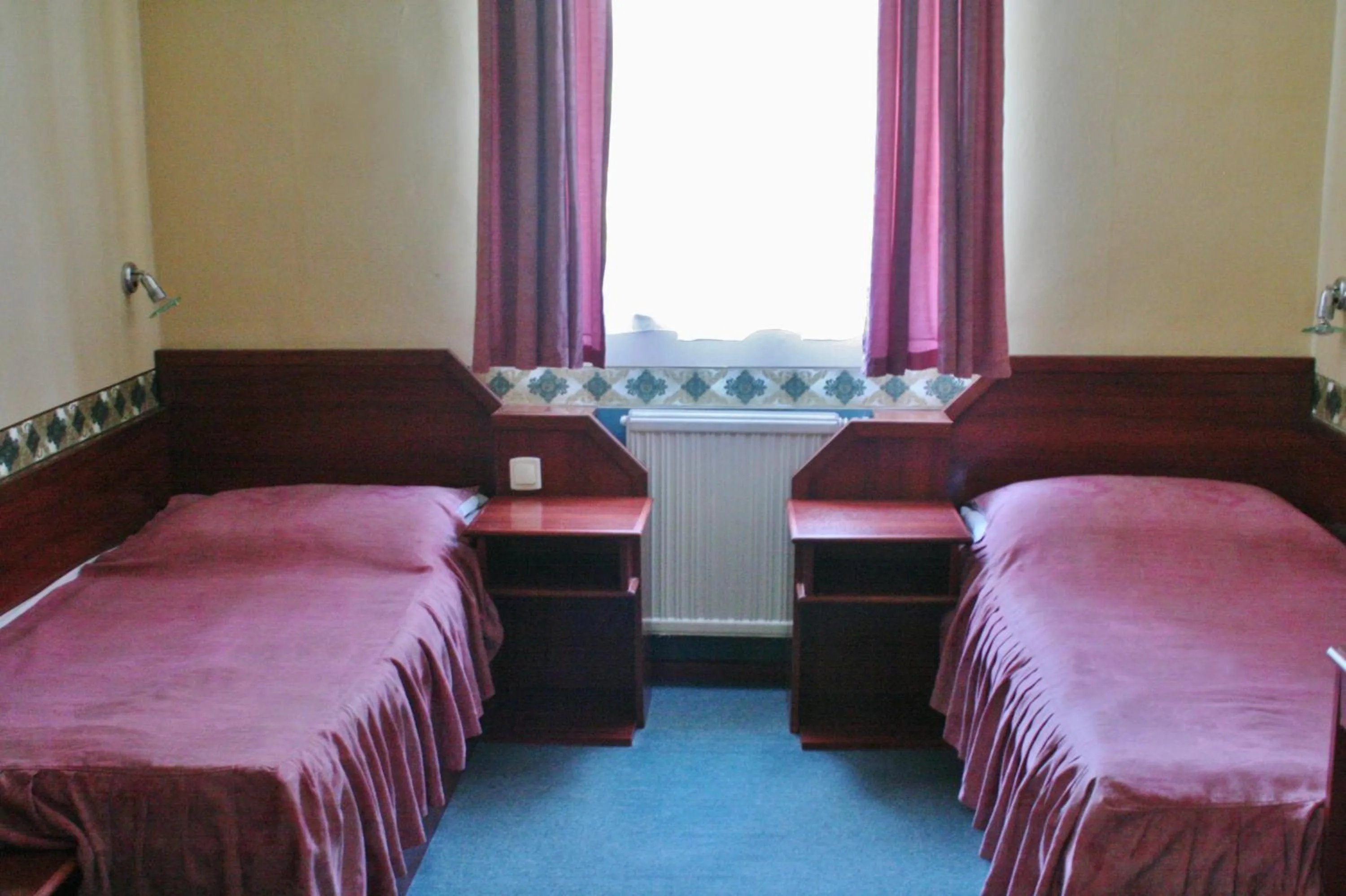 Standard Twin Room in Classic Hotel