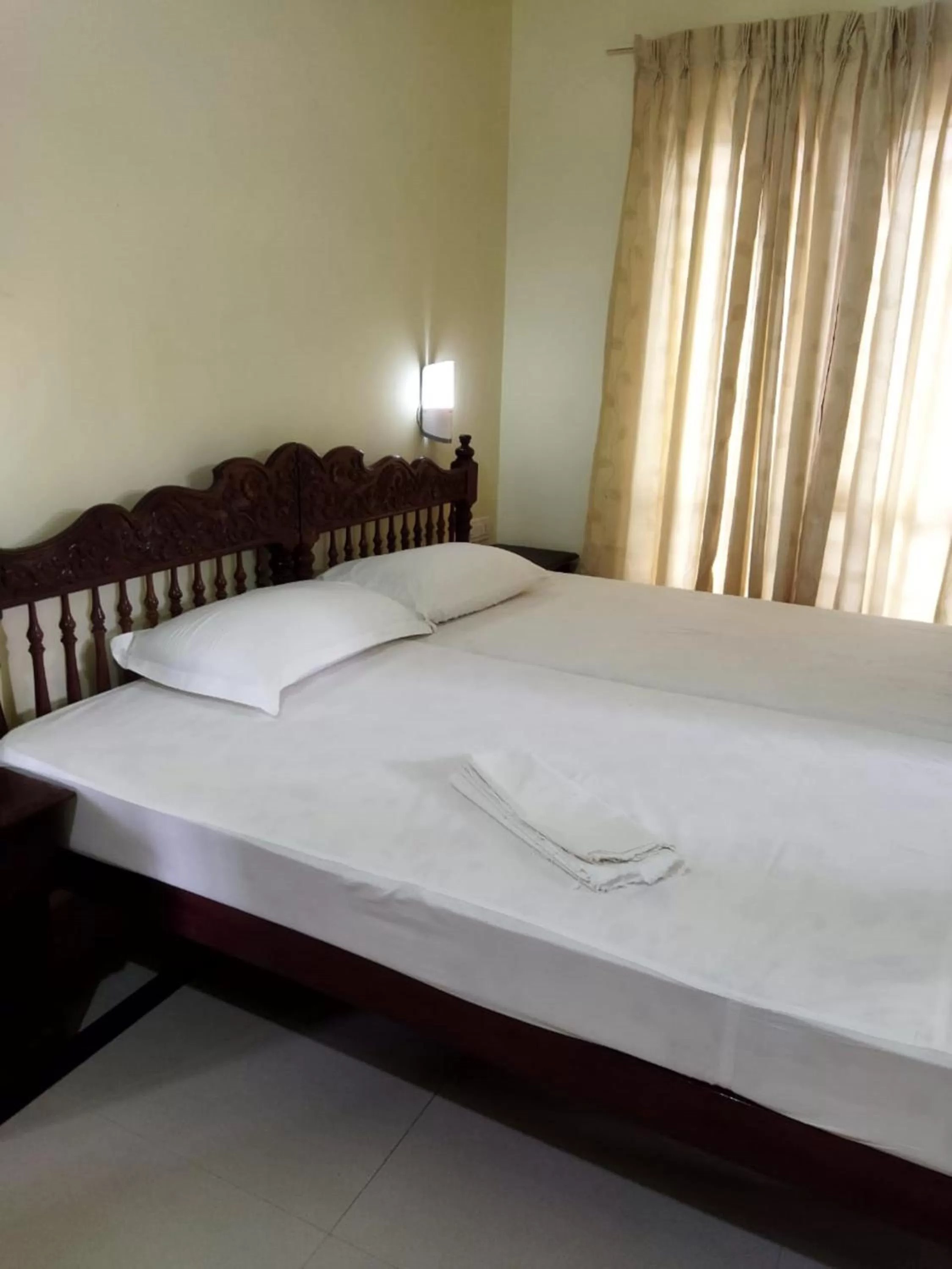 Standard Double Room with Fan in Sree Mookambika Beach Resort