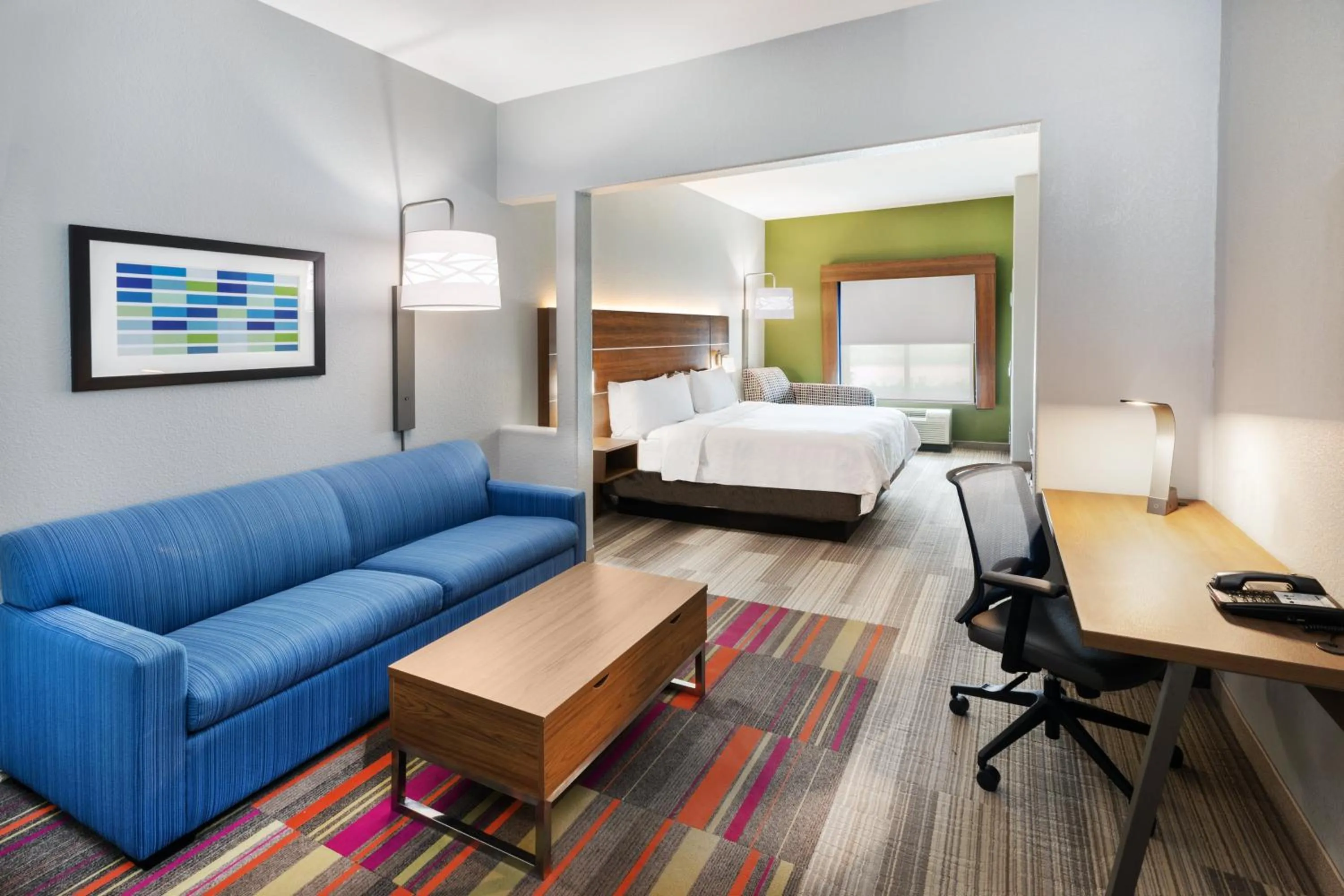 King Suite in Holiday Inn Express Hotel & Suites Austin NE-Hutto by IHG