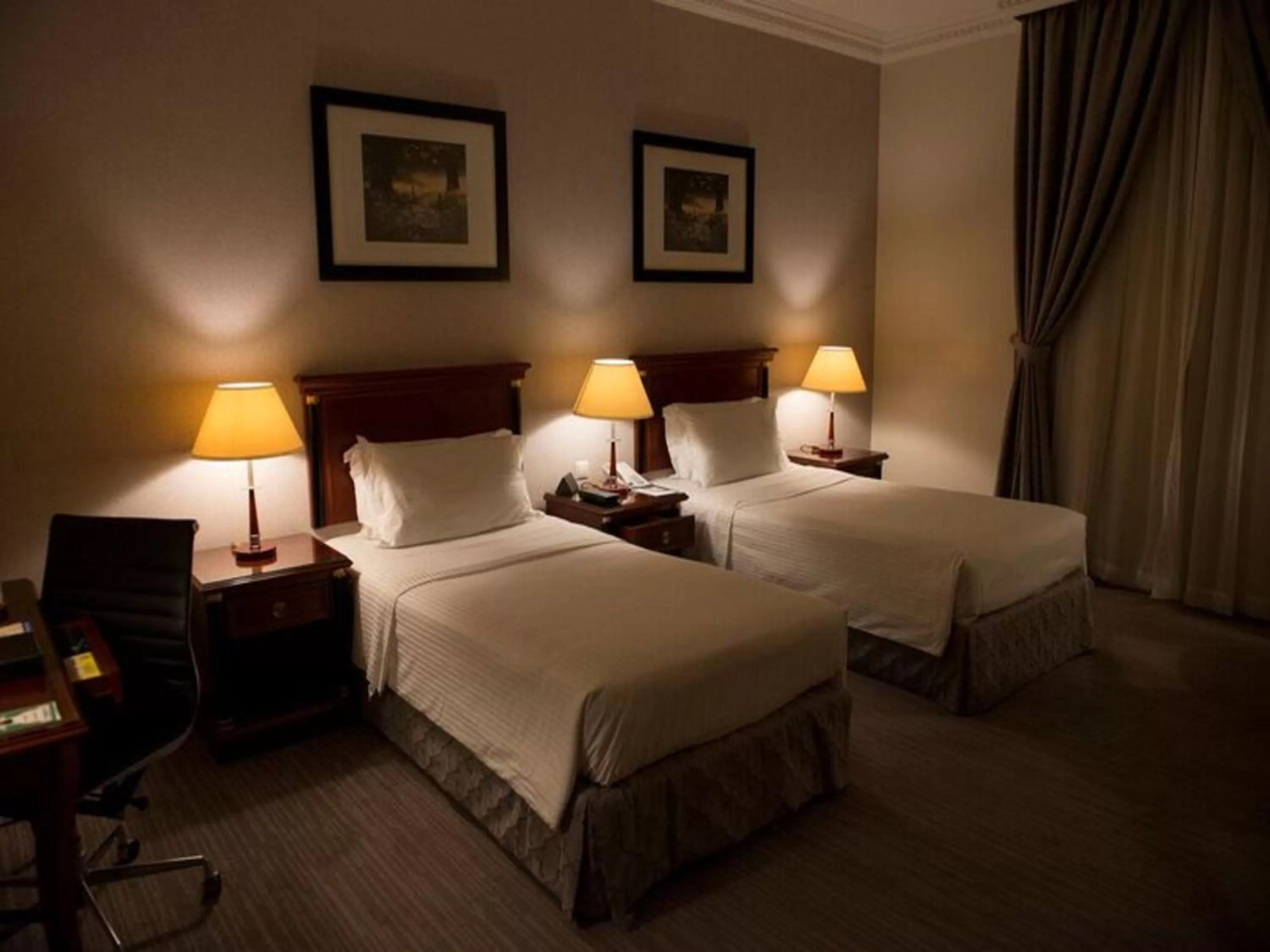 Bedroom, Bed in Executives Hotel - Olaya