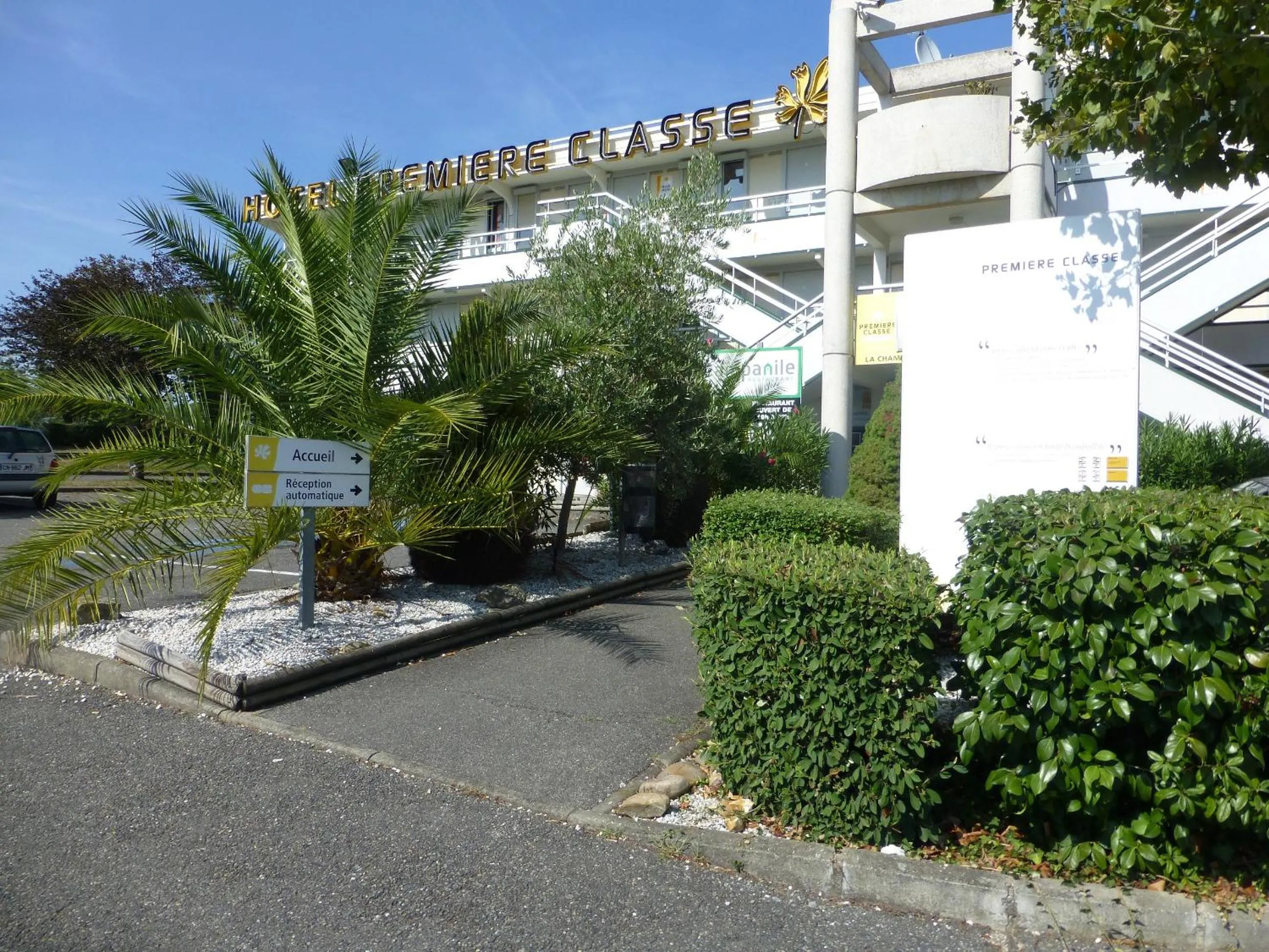 Facade/entrance in Premiere Classe Biarritz