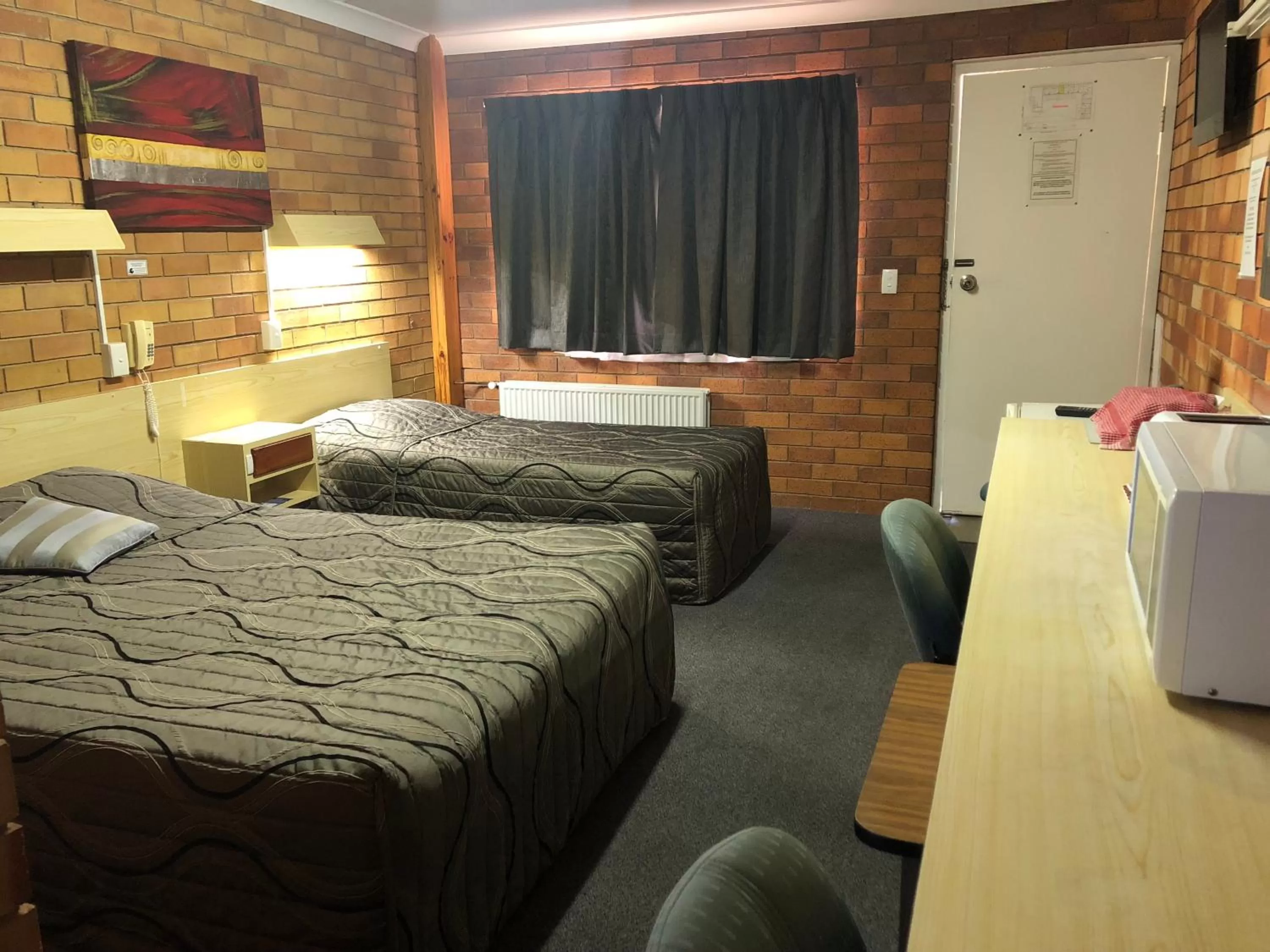 Twin or Triple Room in Glen Innes Lodge Motel