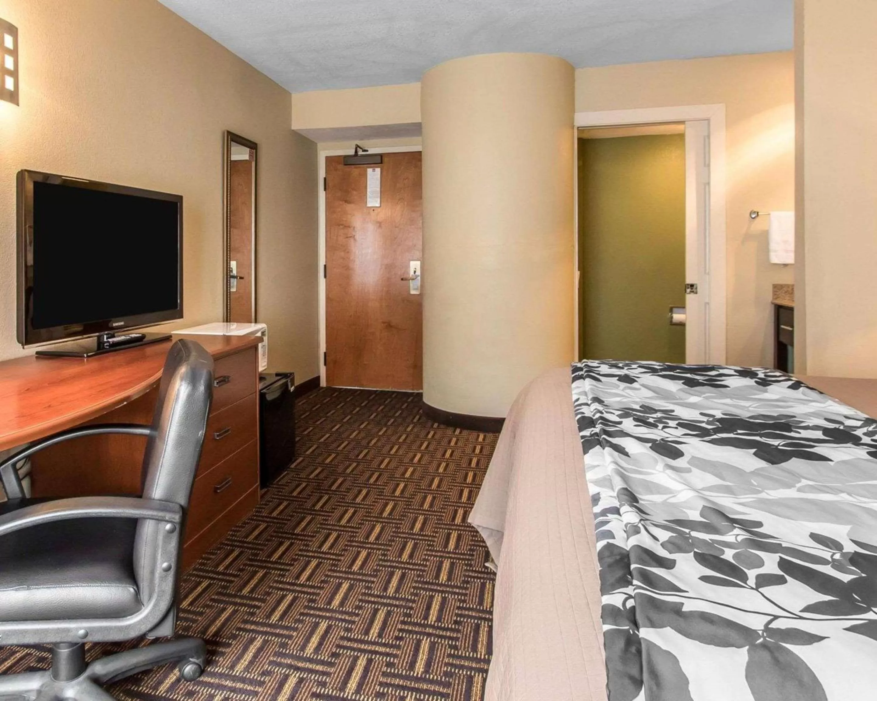 King Room in The Douillet by Demeure Hotels