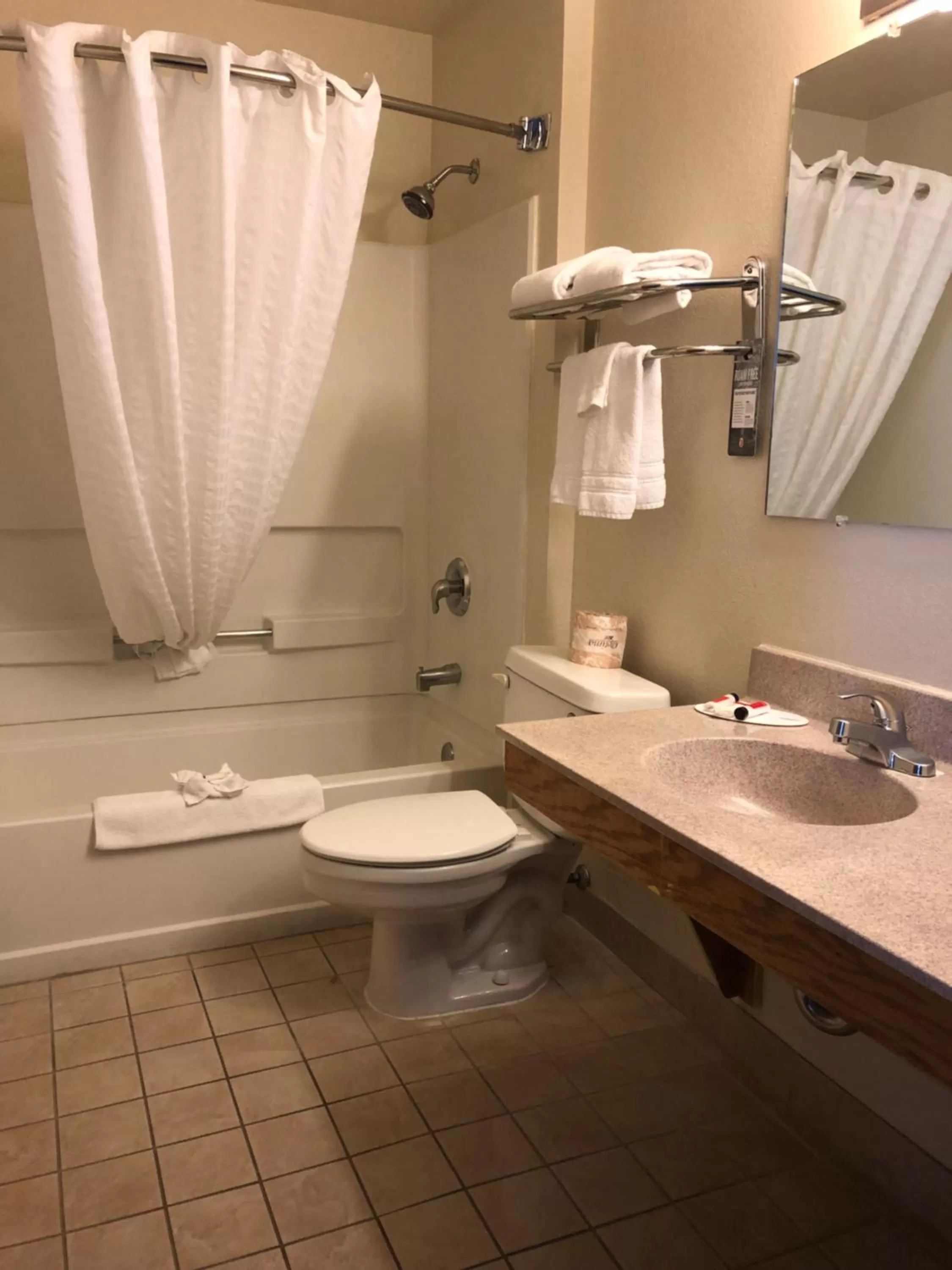 King Room - Non-Smoking in Super 8 by Wyndham Winnemucca NV