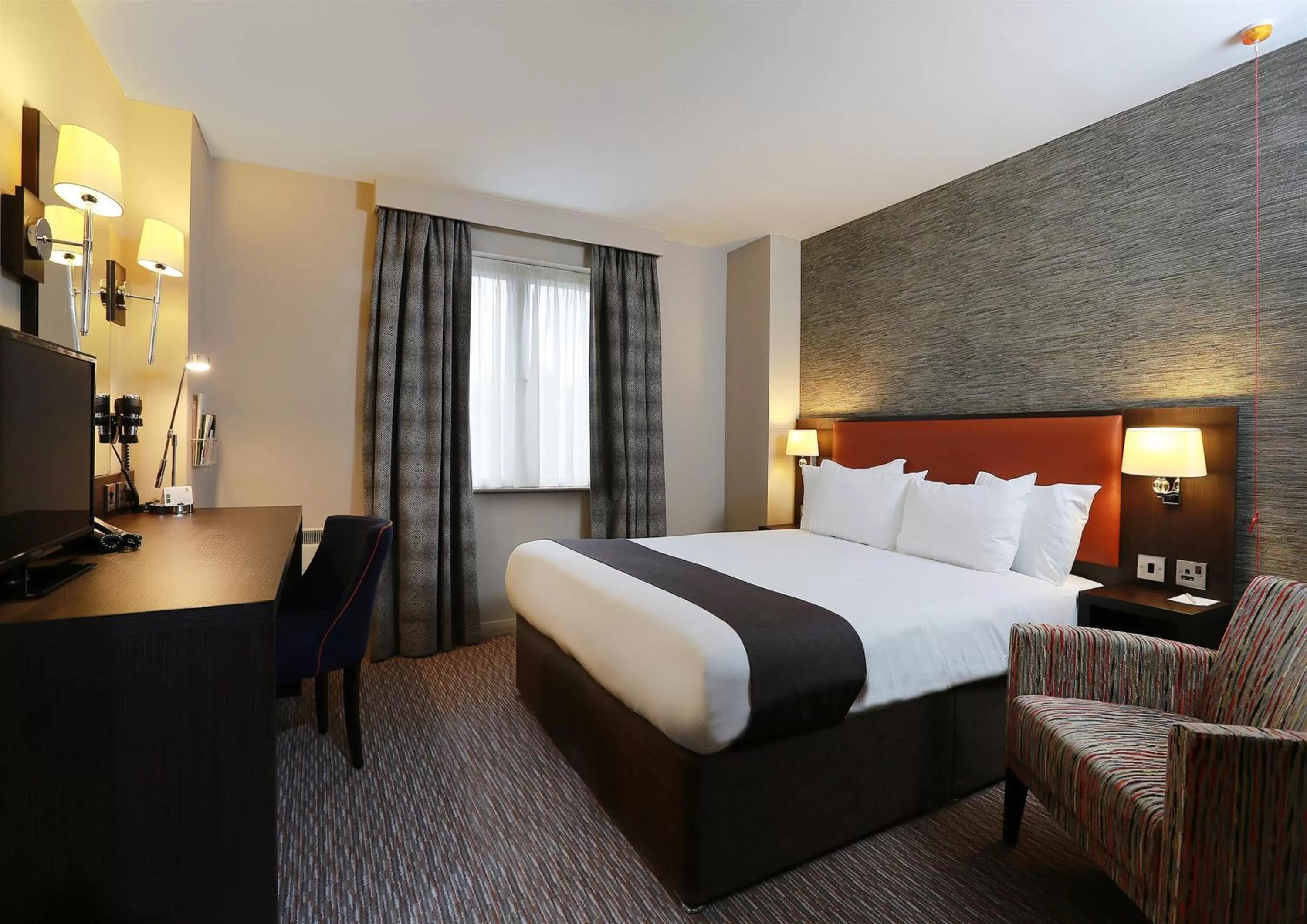 Standard Double Room - Disability Access in Holiday Inn Belfast by IHG