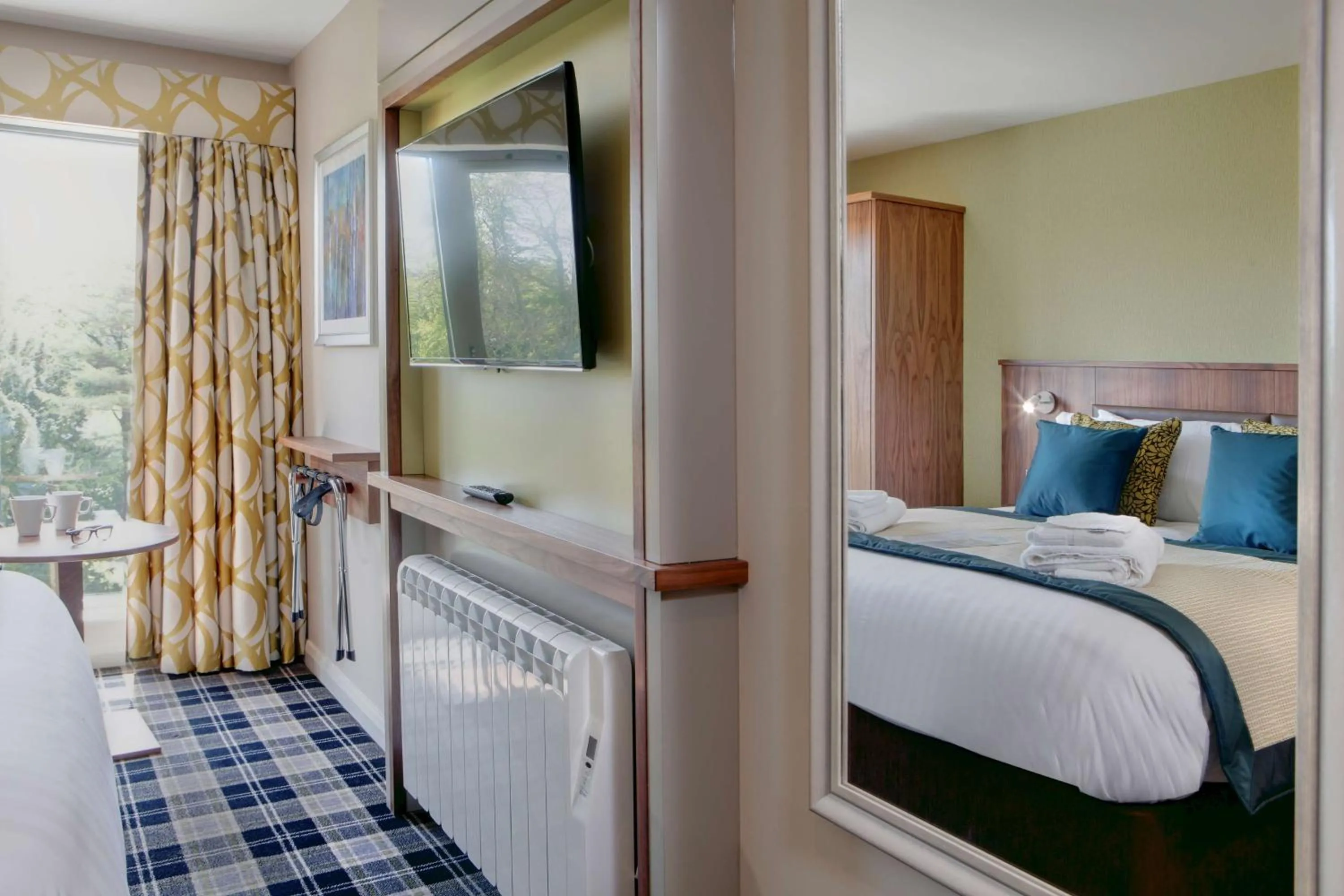 King Bed - Non-Smoking in Best Western Plus Pinewood Manchester Airport-Wilmslow Hotel