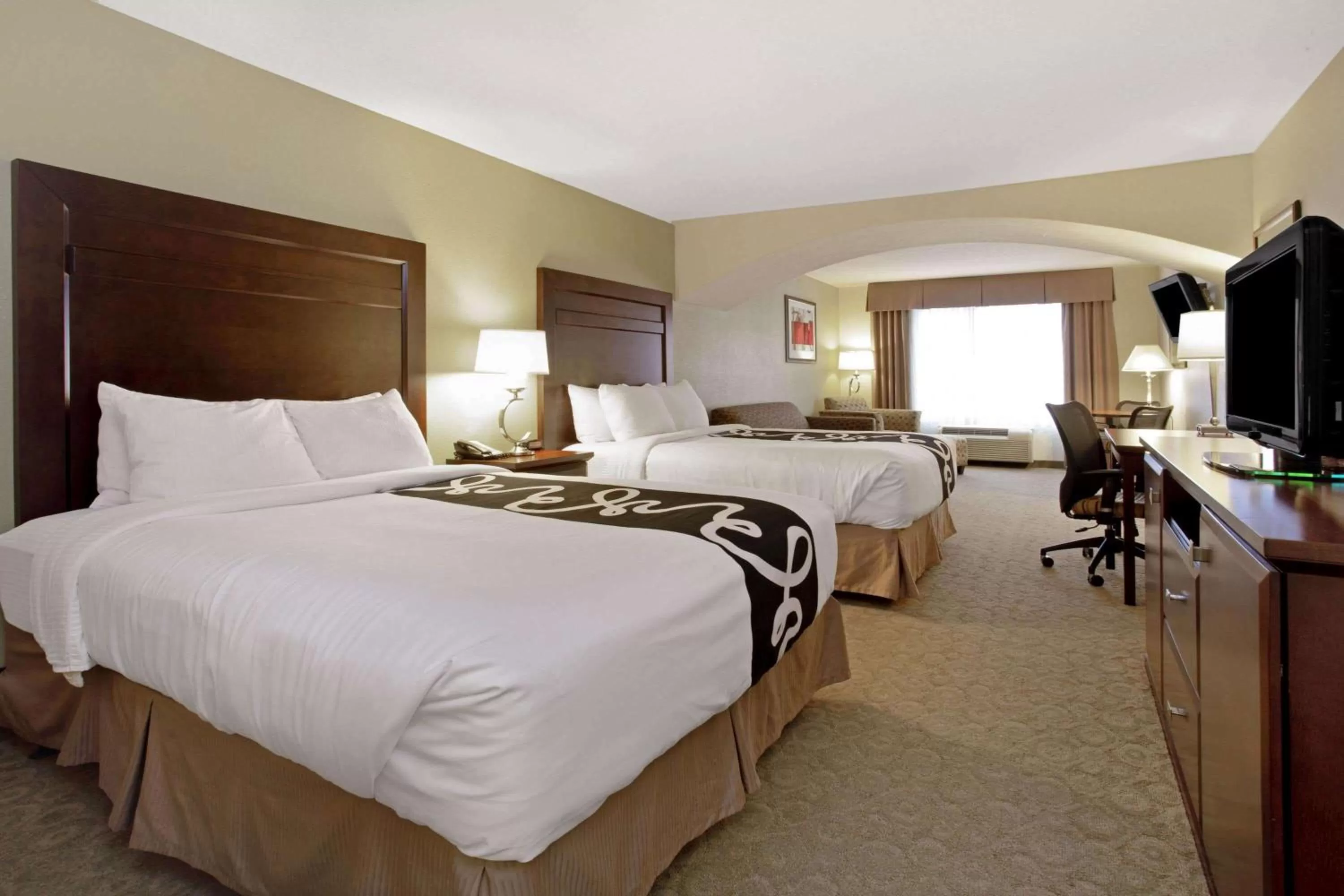 Executive Queen Room with Two Queen Beds in La Quinta by Wyndham Bismarck