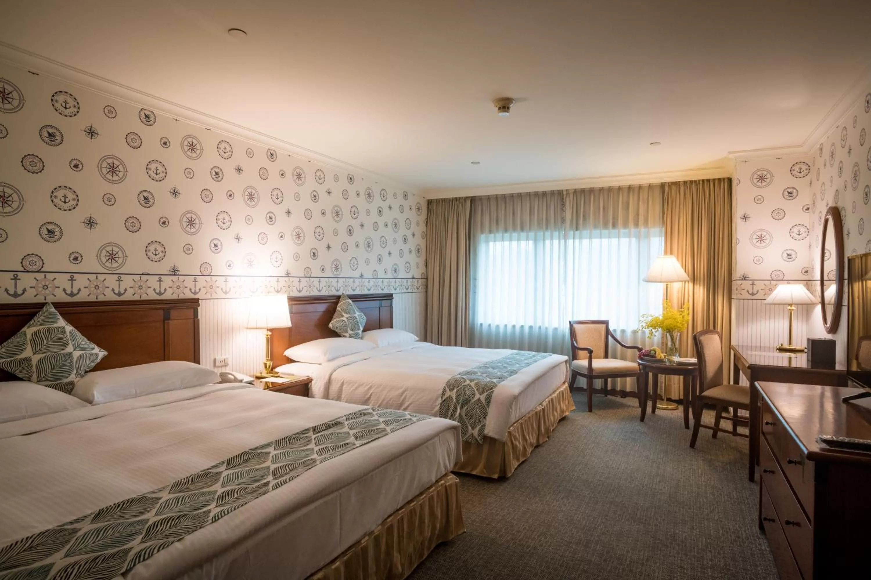 Quadruple Room with Harbor View in Evergreen Laurel Hotel - Keelung